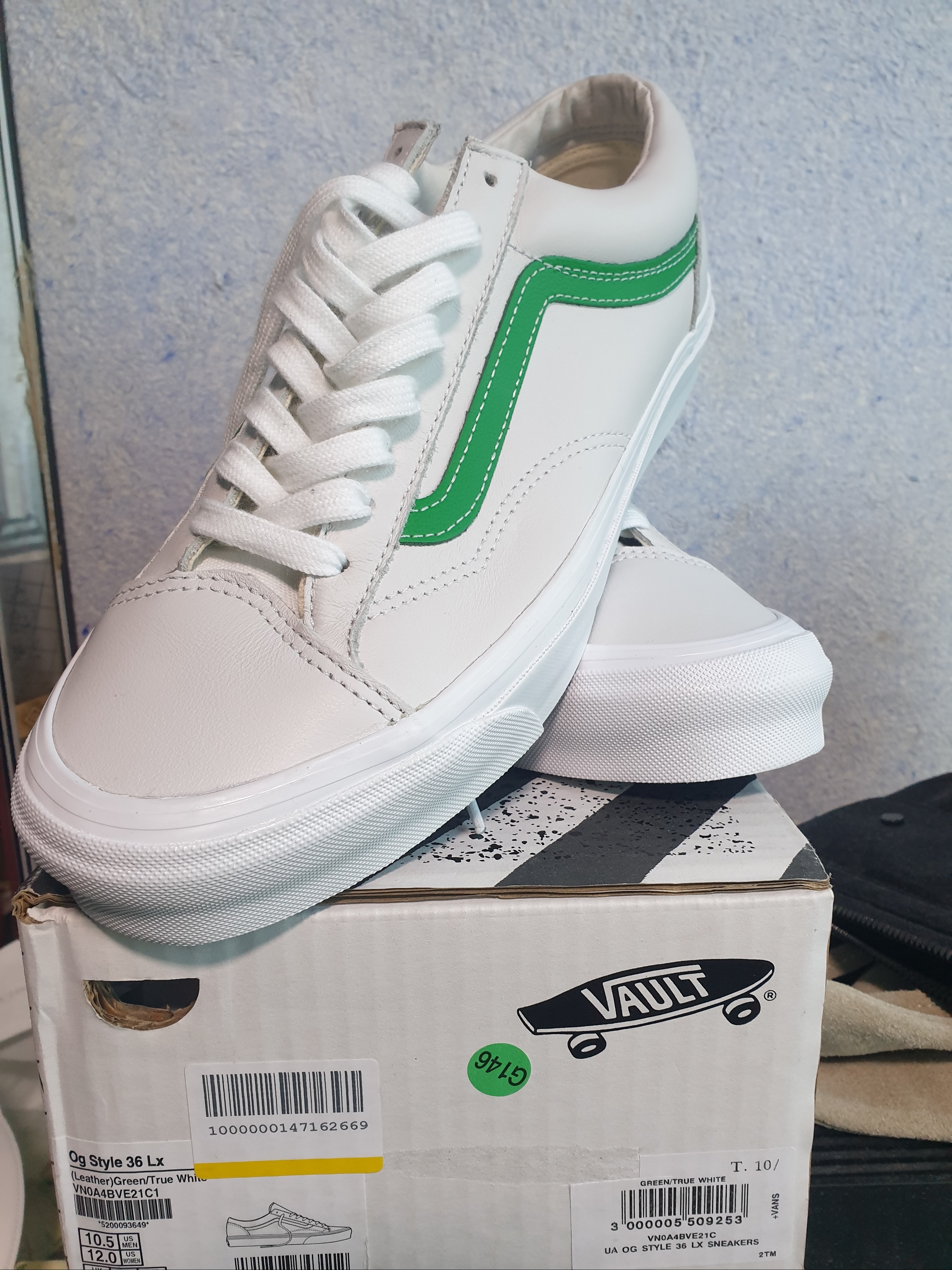 Vans Vault OG Style 36 LX Green 착용 스타일