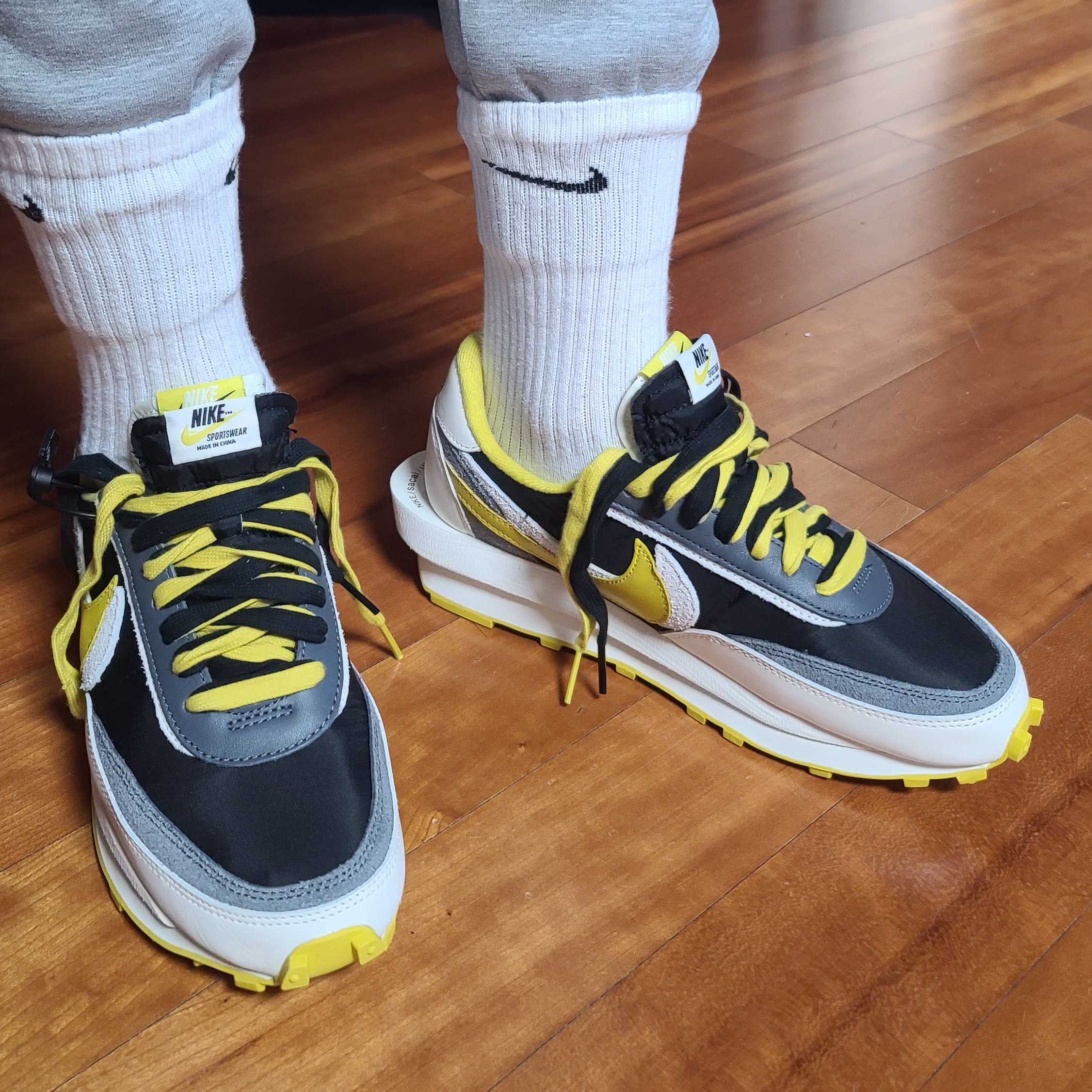 Nike x Sacai x Undercover LDWaffle Black Bright Citron 착용 스타일