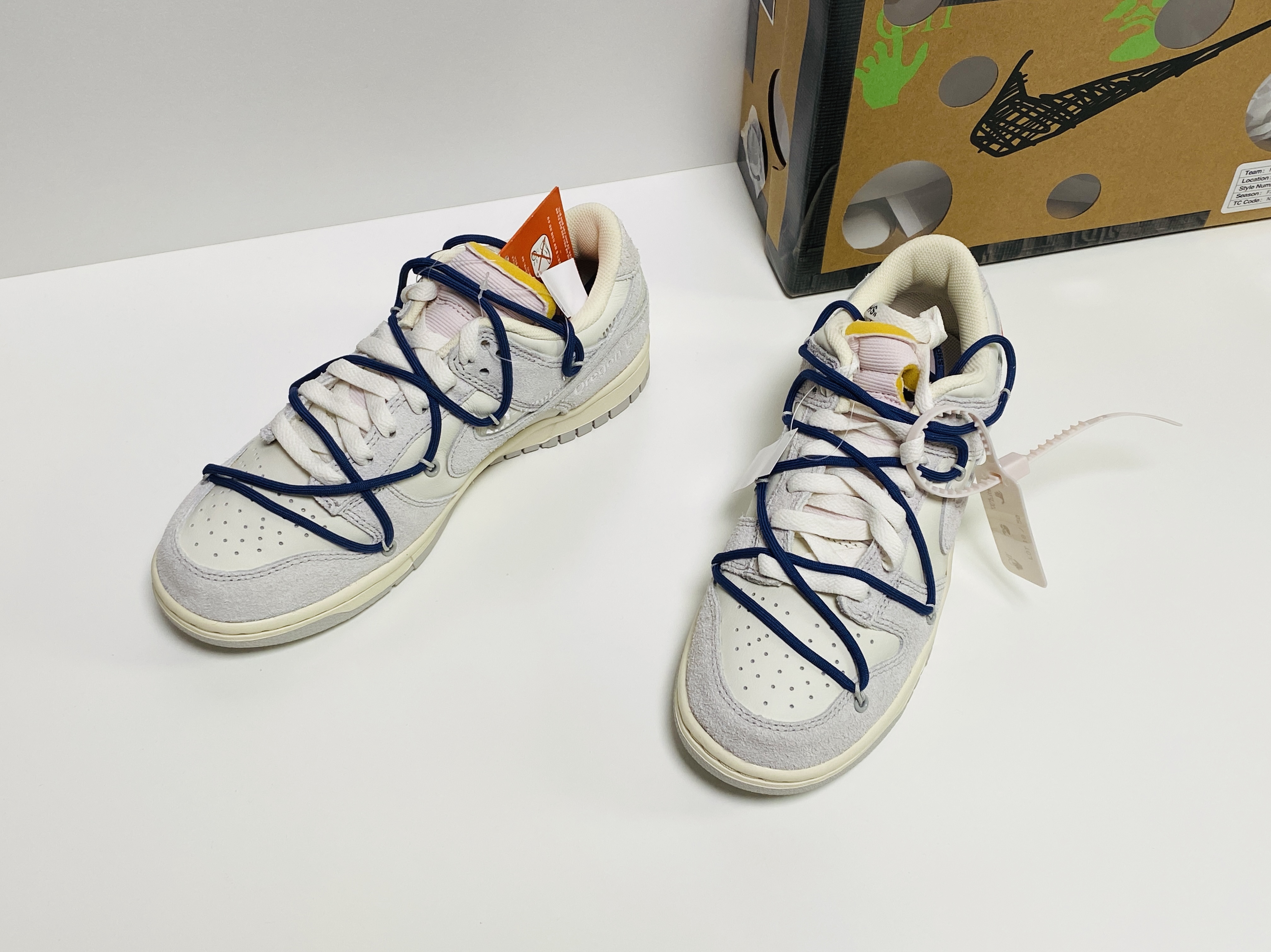 Nike x Off-White Dunk Low The 50 - Lot 18 착용 스타일 - 2