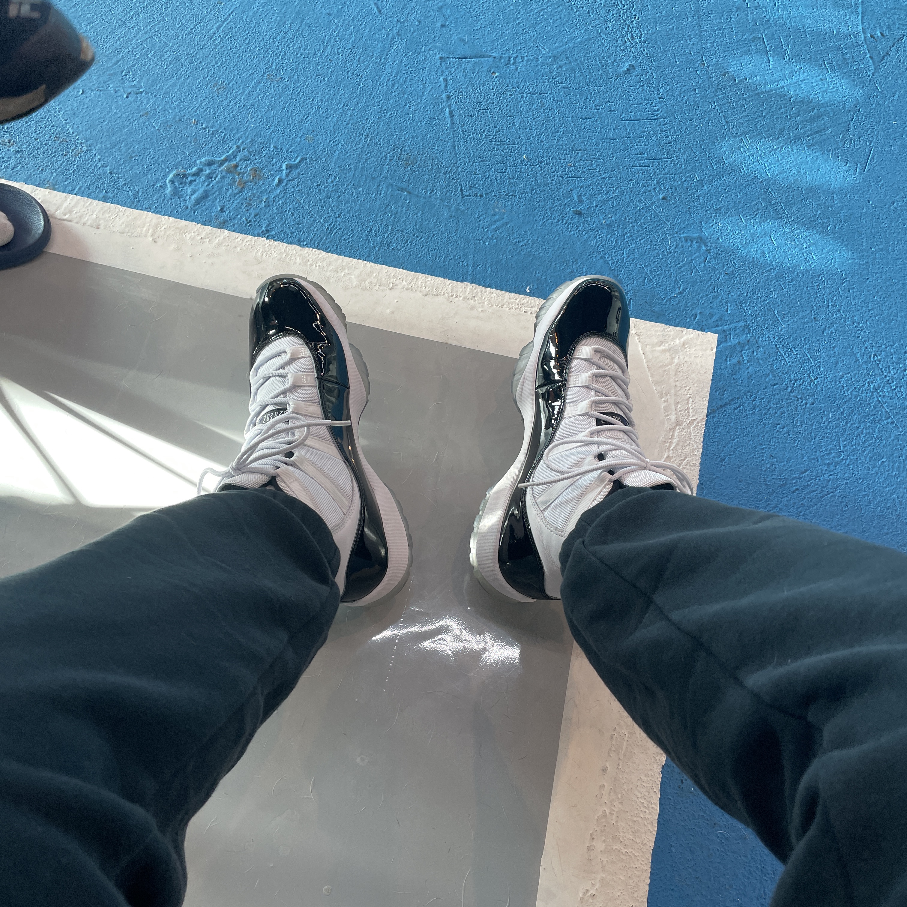 Jordan 11 Retro Concord 2018 착용 스타일