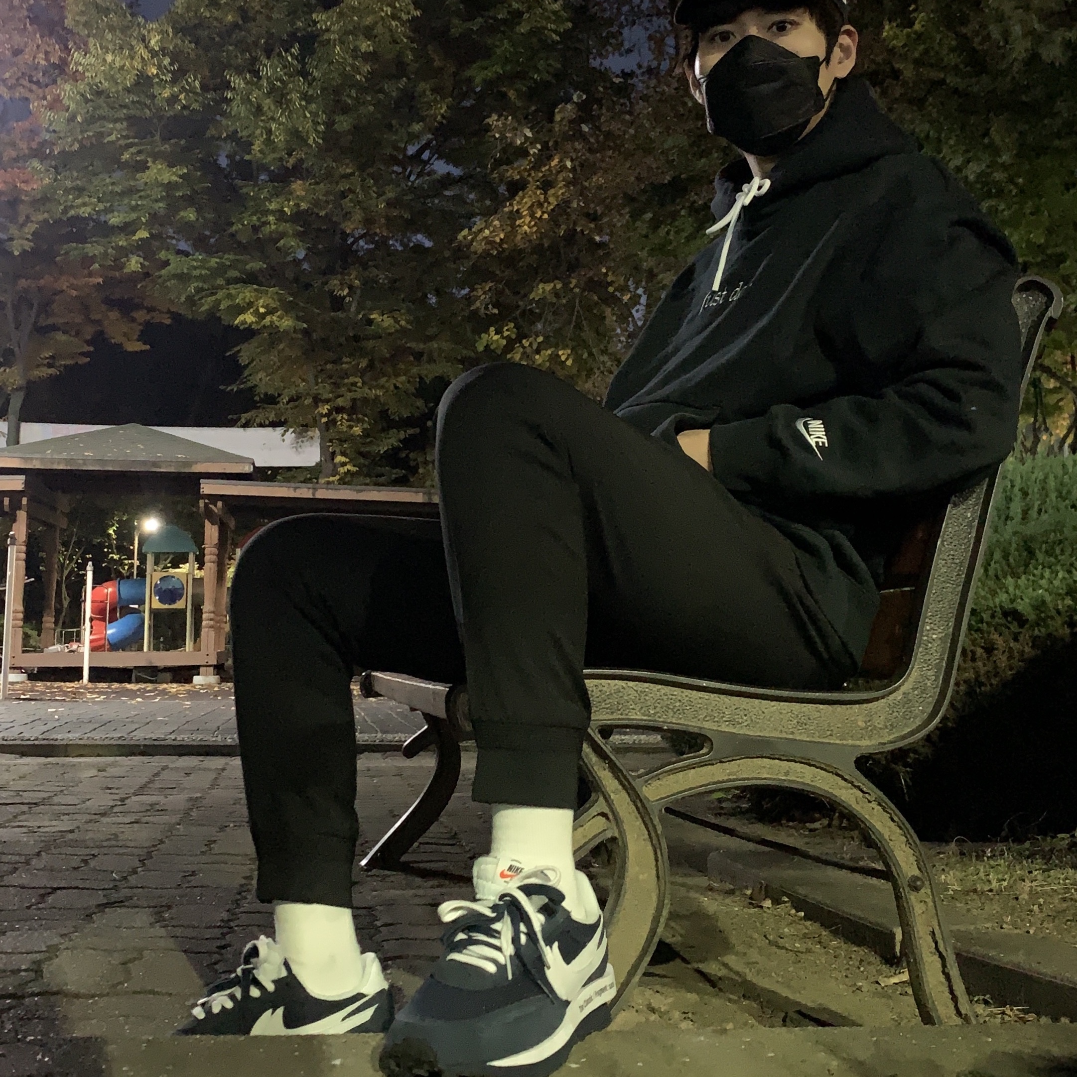Nike x Sacai x Fragment LDWaffle Blackened Blue 착용 스타일