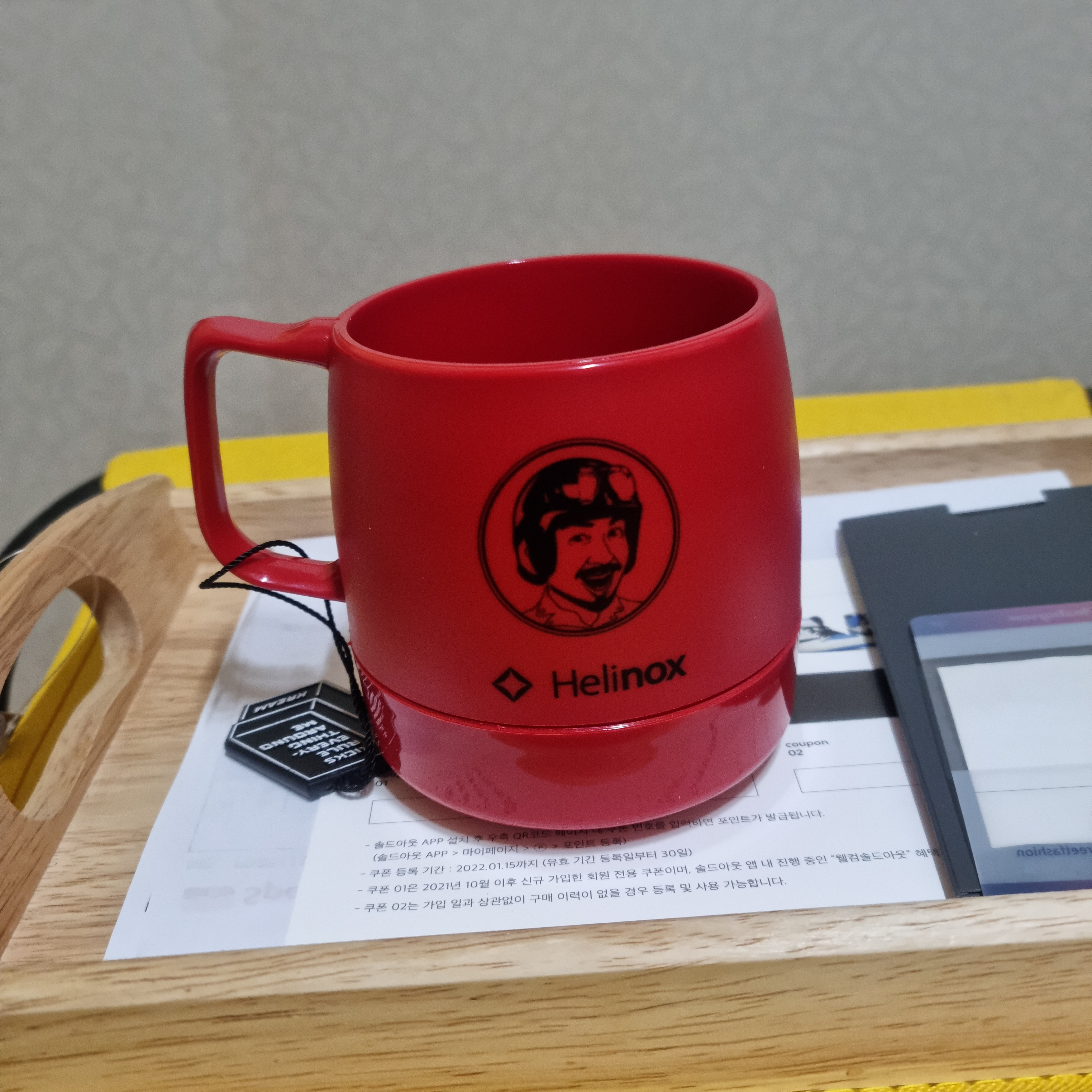 Helinox x Rohongchul Dinex Mug Red 착용 스타일 - 1