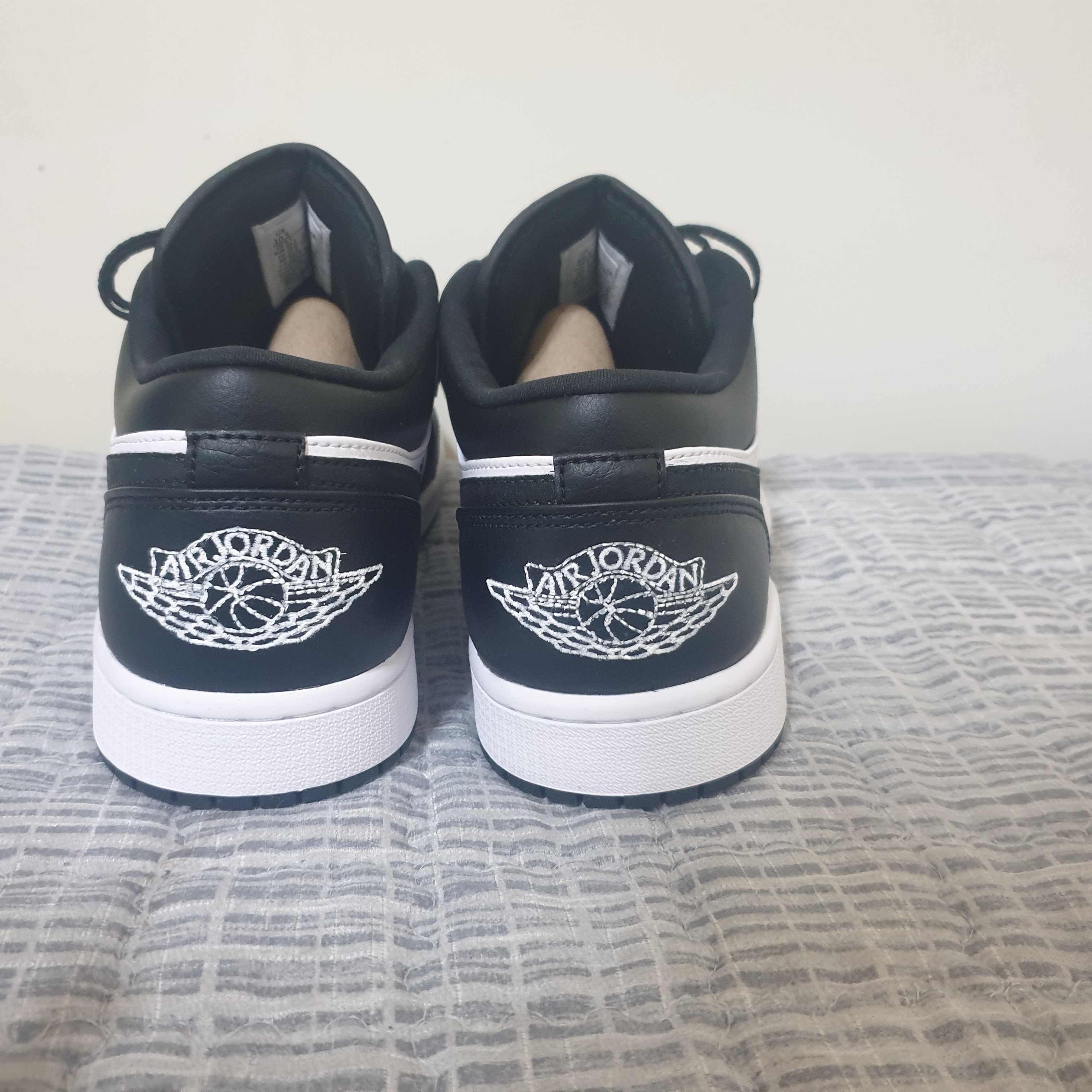 Jordan 1 Low Black Particle Grey, Nike Dunk Low Retro Black 착용 스타일 - 2