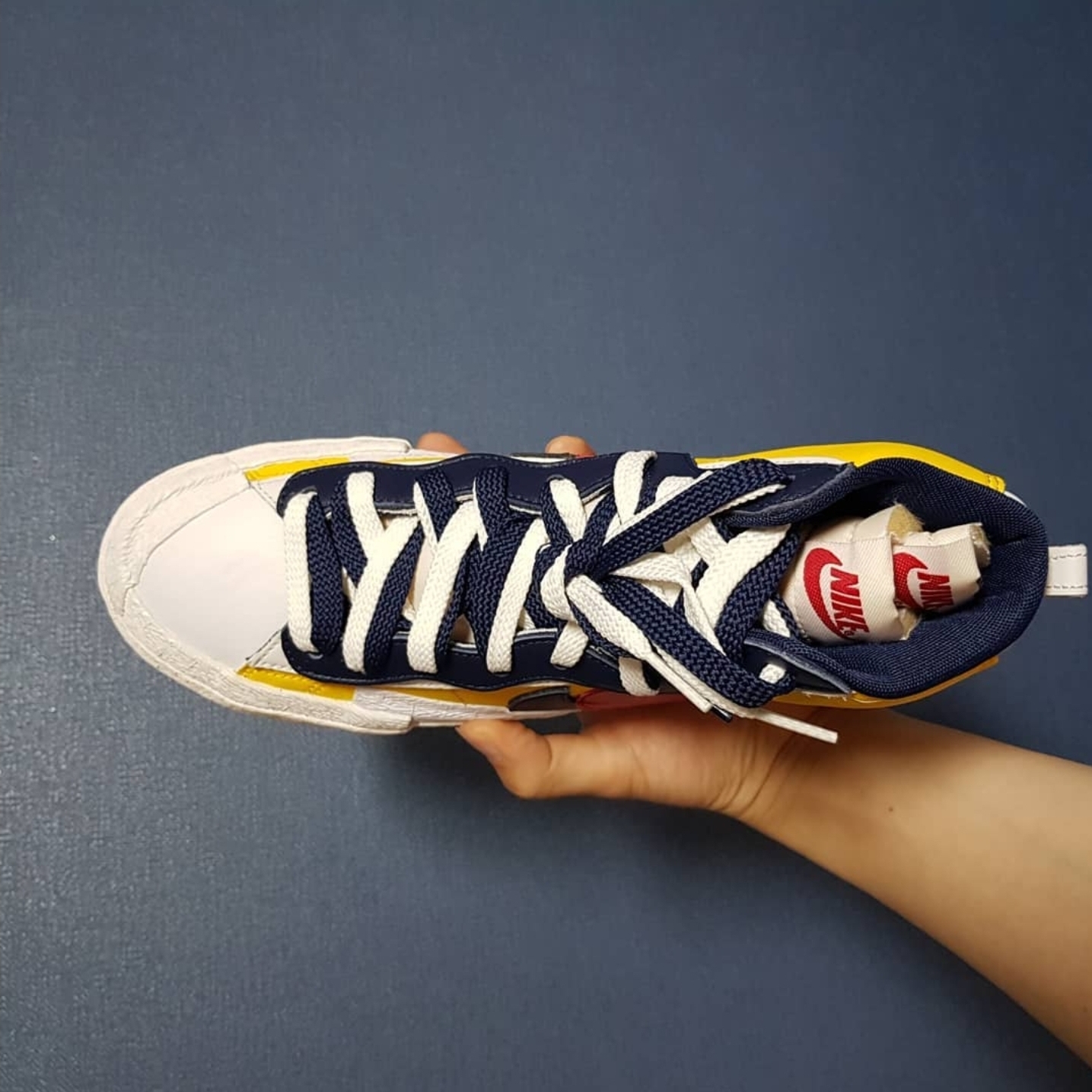 Nike x Sacai Blazer Mid Snow Beach 착용 스타일 - 2