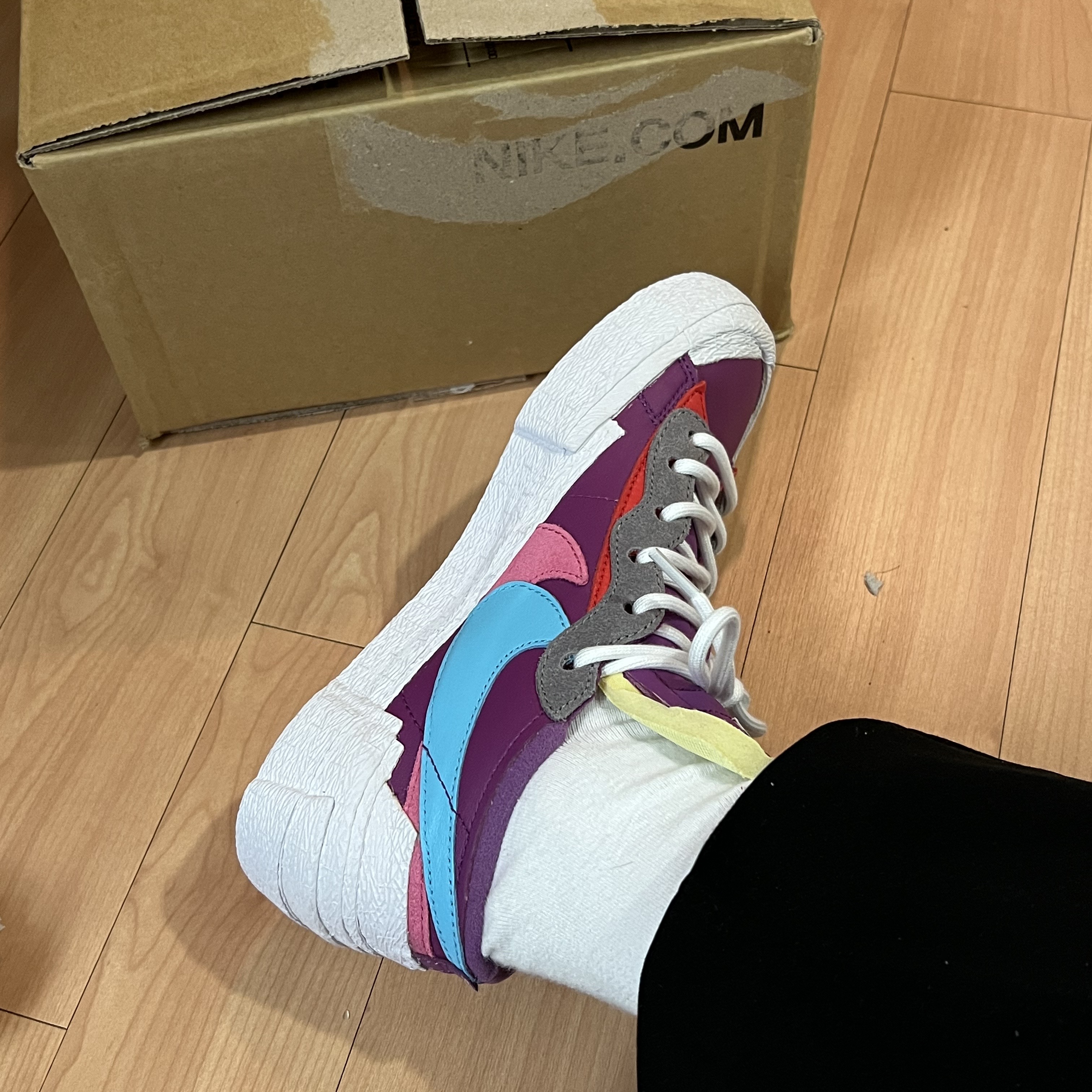 Nike x Sacai x Kaws Blazer Low Purple Dusk 착용 스타일