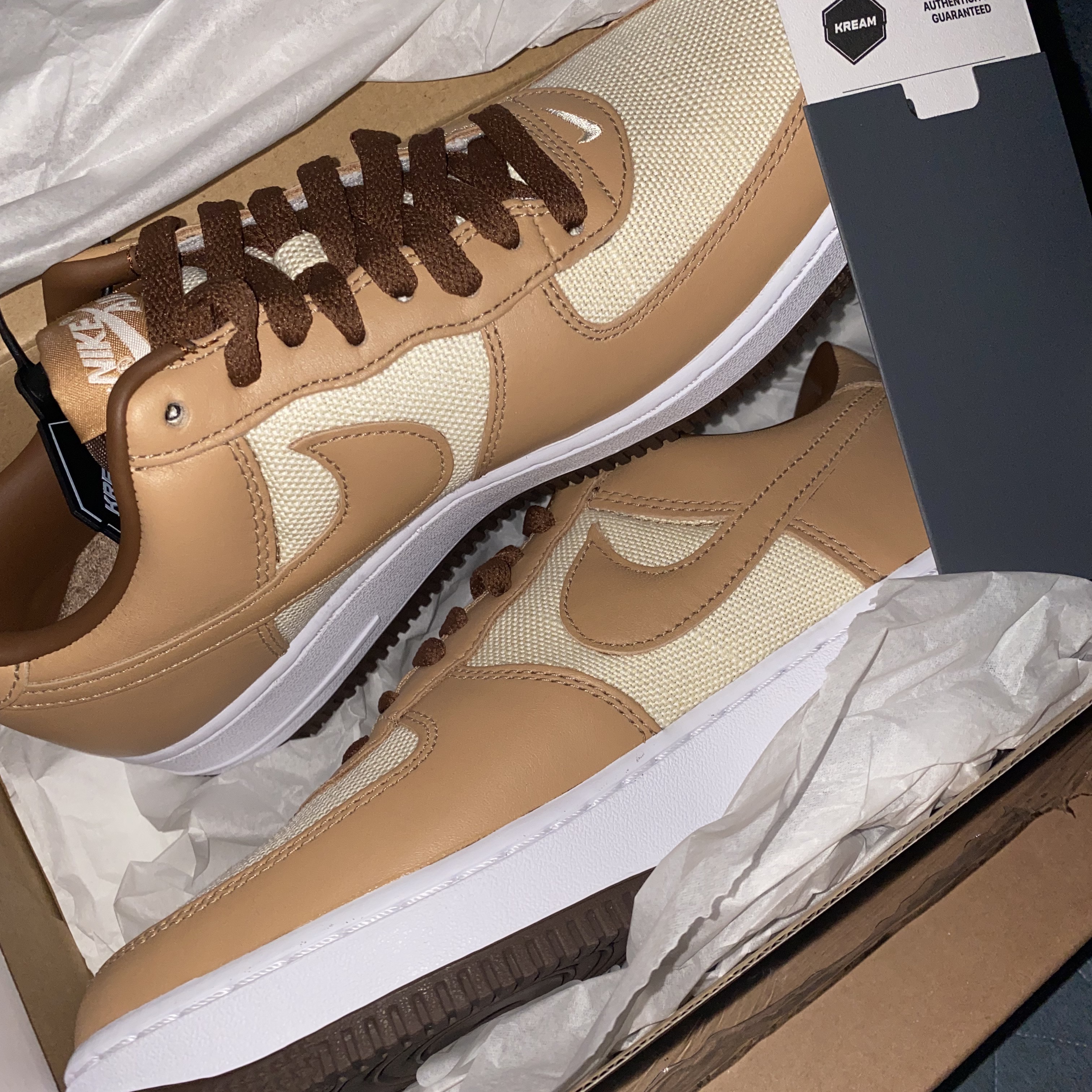 Nike Air Force 1 Low QS Acorn 2021 착용 스타일