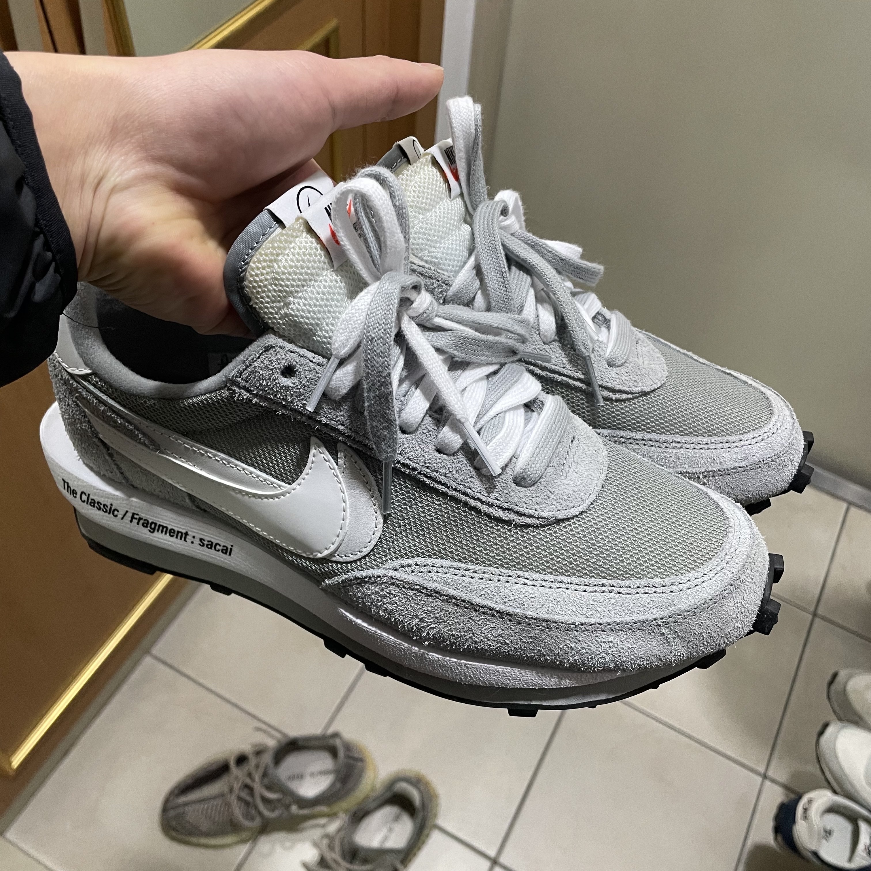 Nike x Sacai x Fragment LDWaffle Light Smoke Grey 착용 스타일