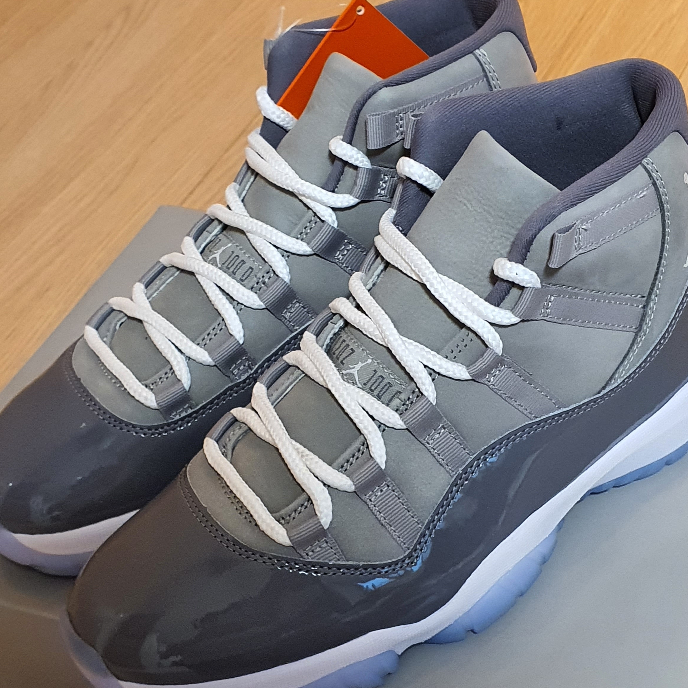 Jordan 11 Retro Cool Grey 2021 착용 스타일 - 2