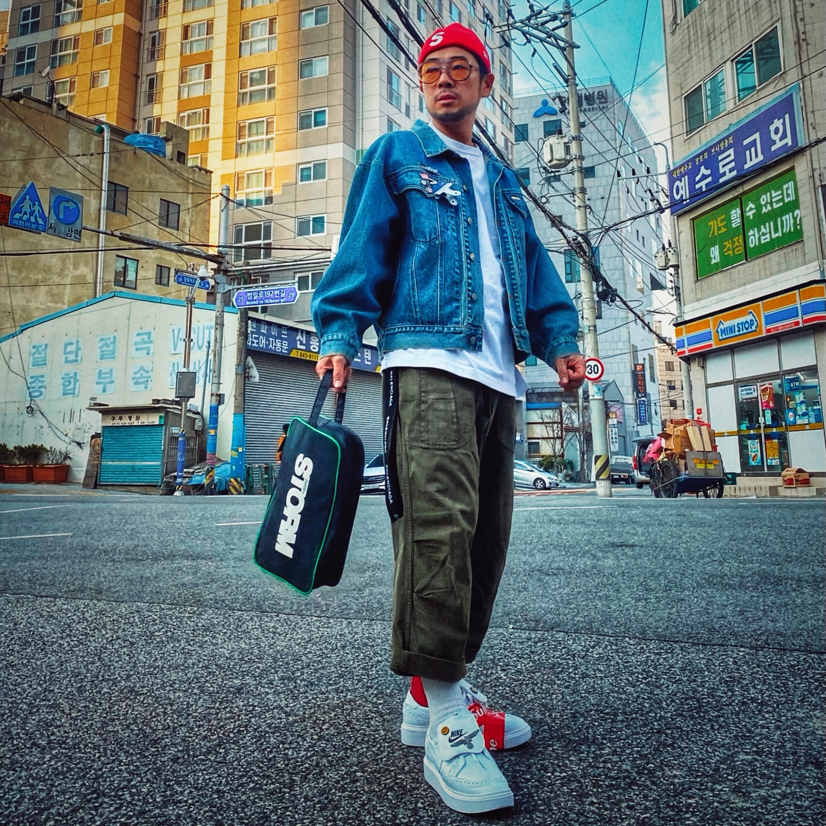Nike x Peaceminusone Kwondo1 White 착용 스타일 - 1