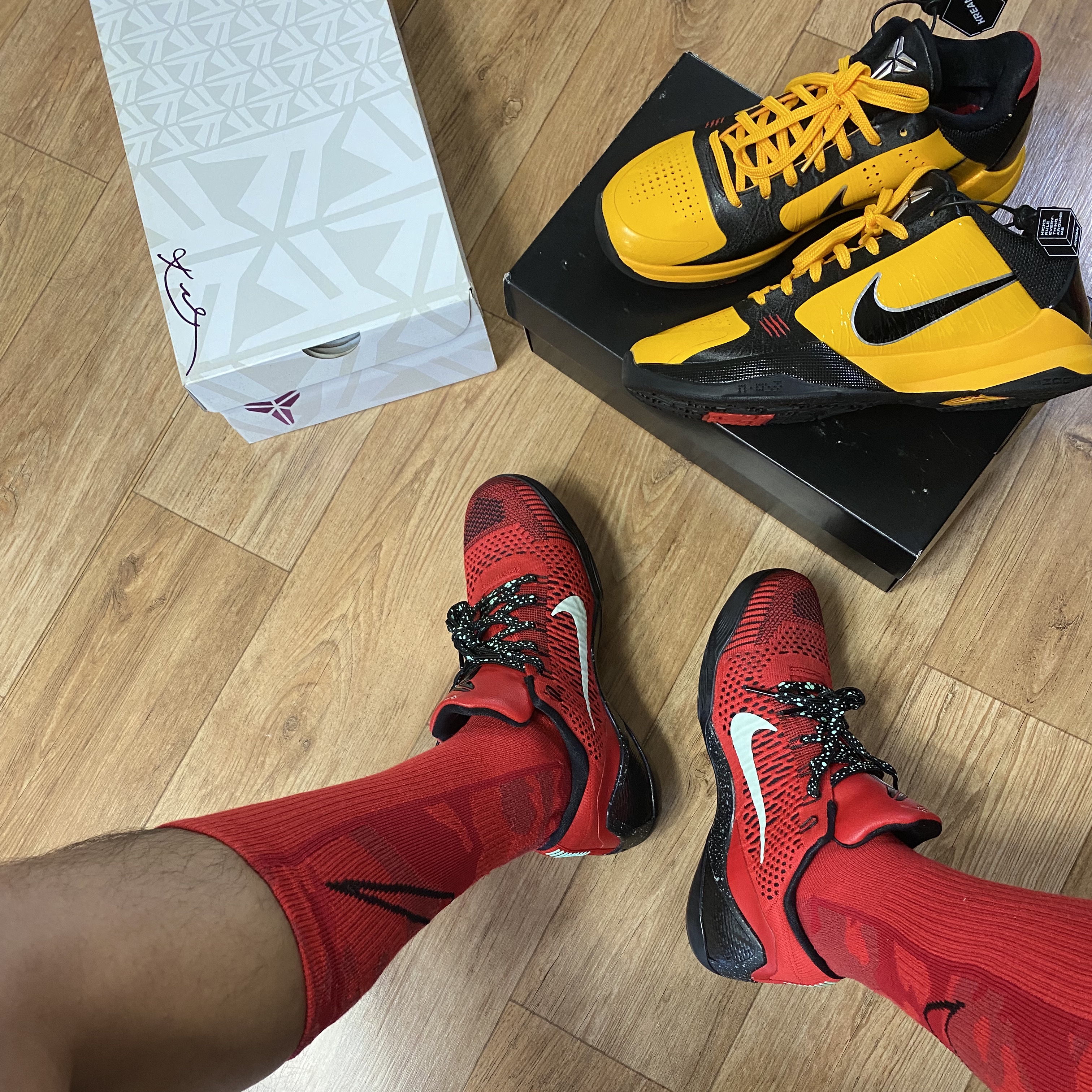 Nike Kobe 5 Protro Bruce Lee, Nike Kobe 9 Elite Low University Red 착용 스타일