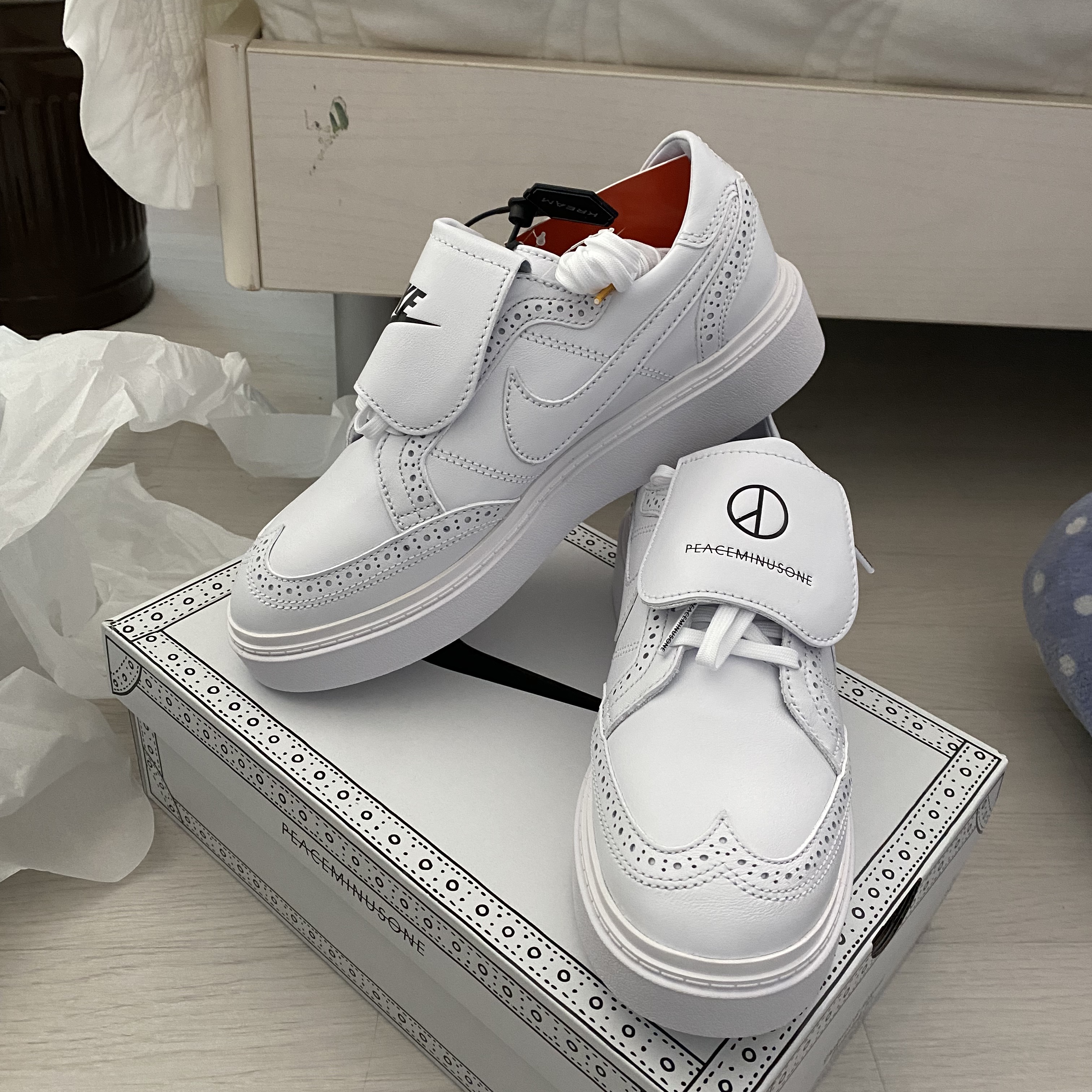 Nike x Peaceminusone Kwondo1 White 착용 스타일 - 1