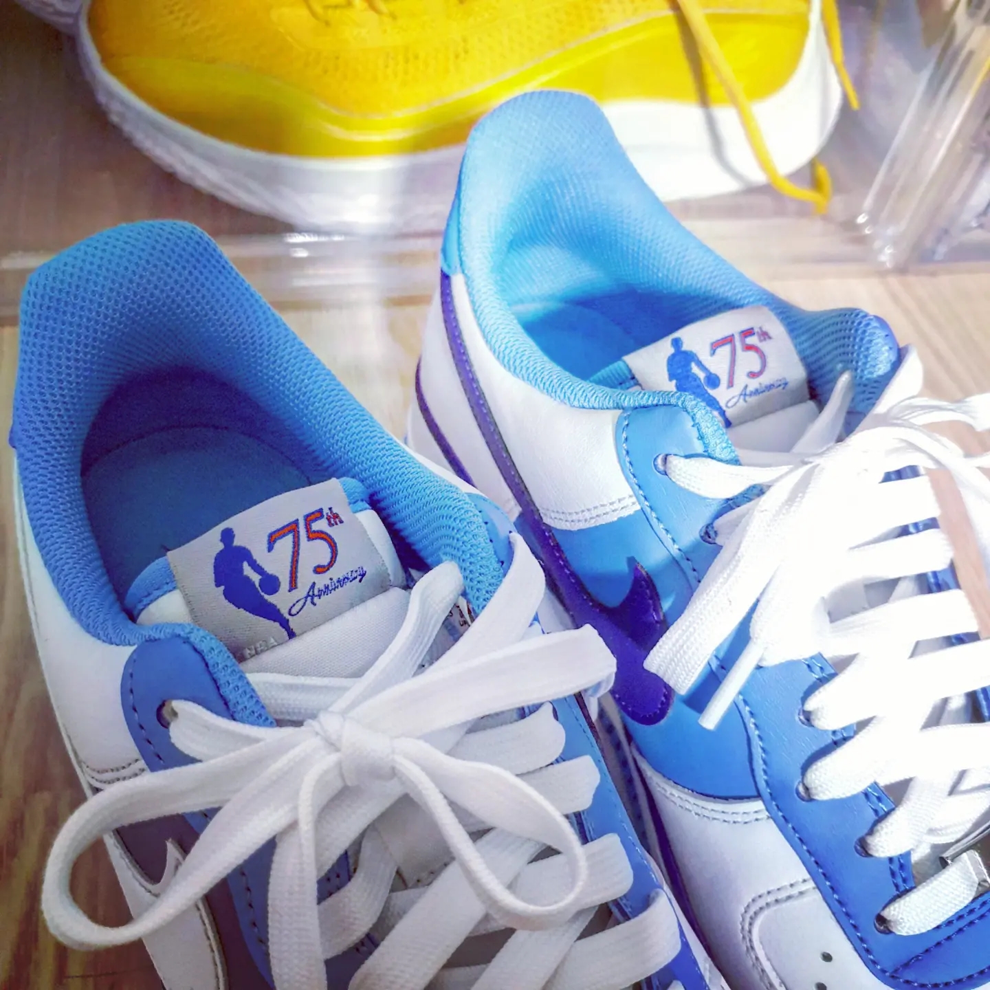 Nike x NBA Air Force 1 '07 LV8 EMB White and Coast Field 착용 스타일 - 3