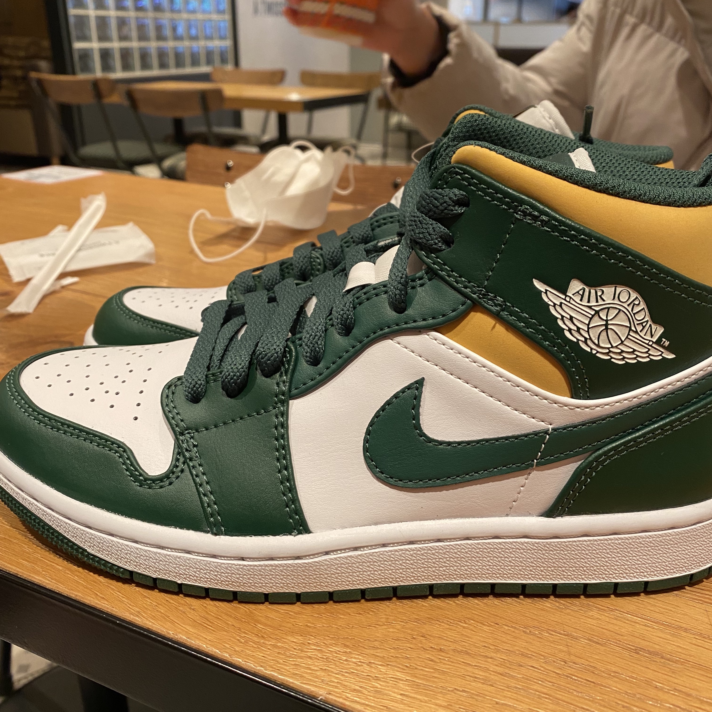 Jordan 1 Mid Sonics 2021 착용 스타일