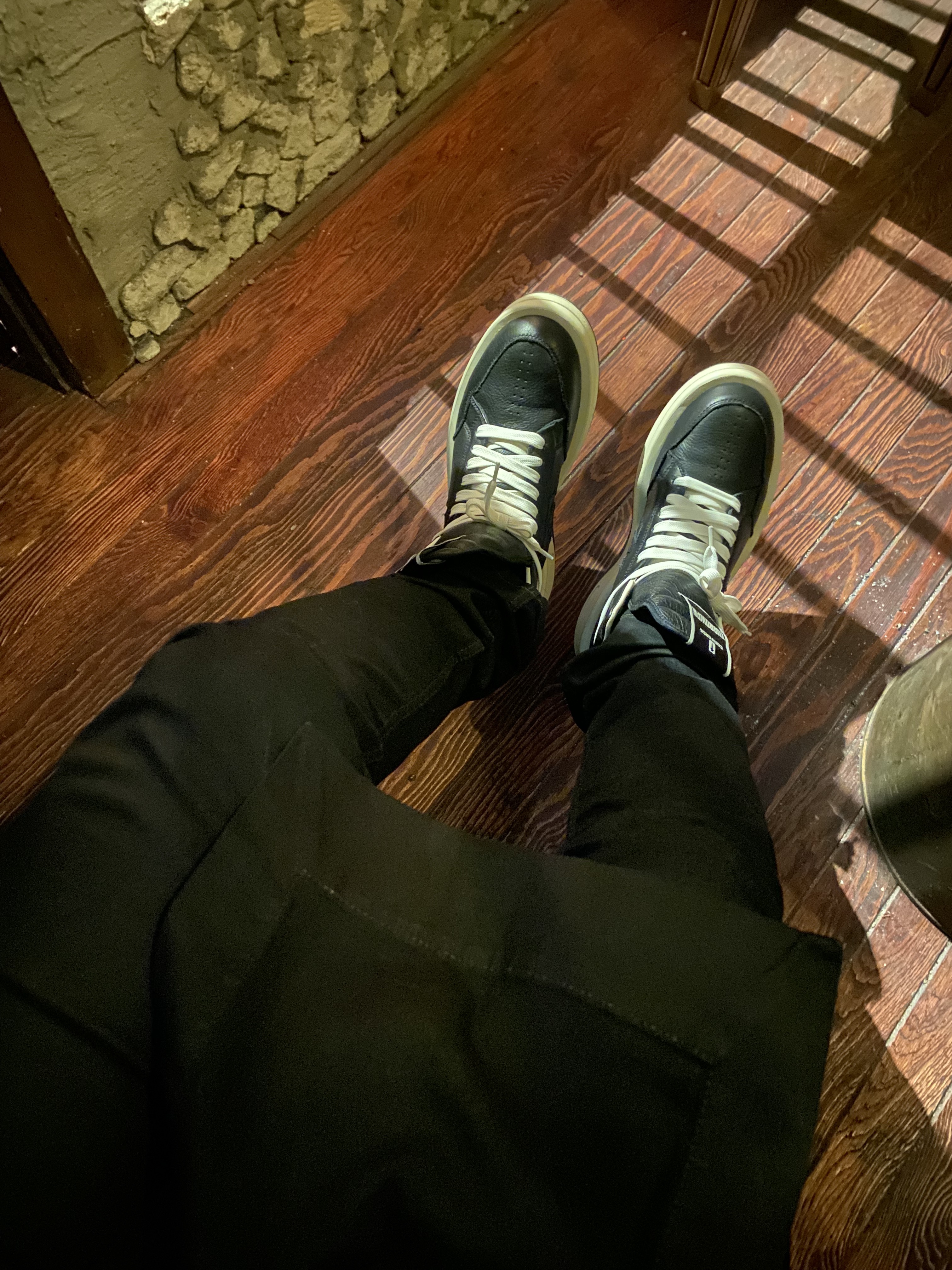 Converse x Drkshdw Turbodrk Chuck 70 Ox Lilly White, Converse x Drkshdw Turbowpn Black 착용 스타일 - 2