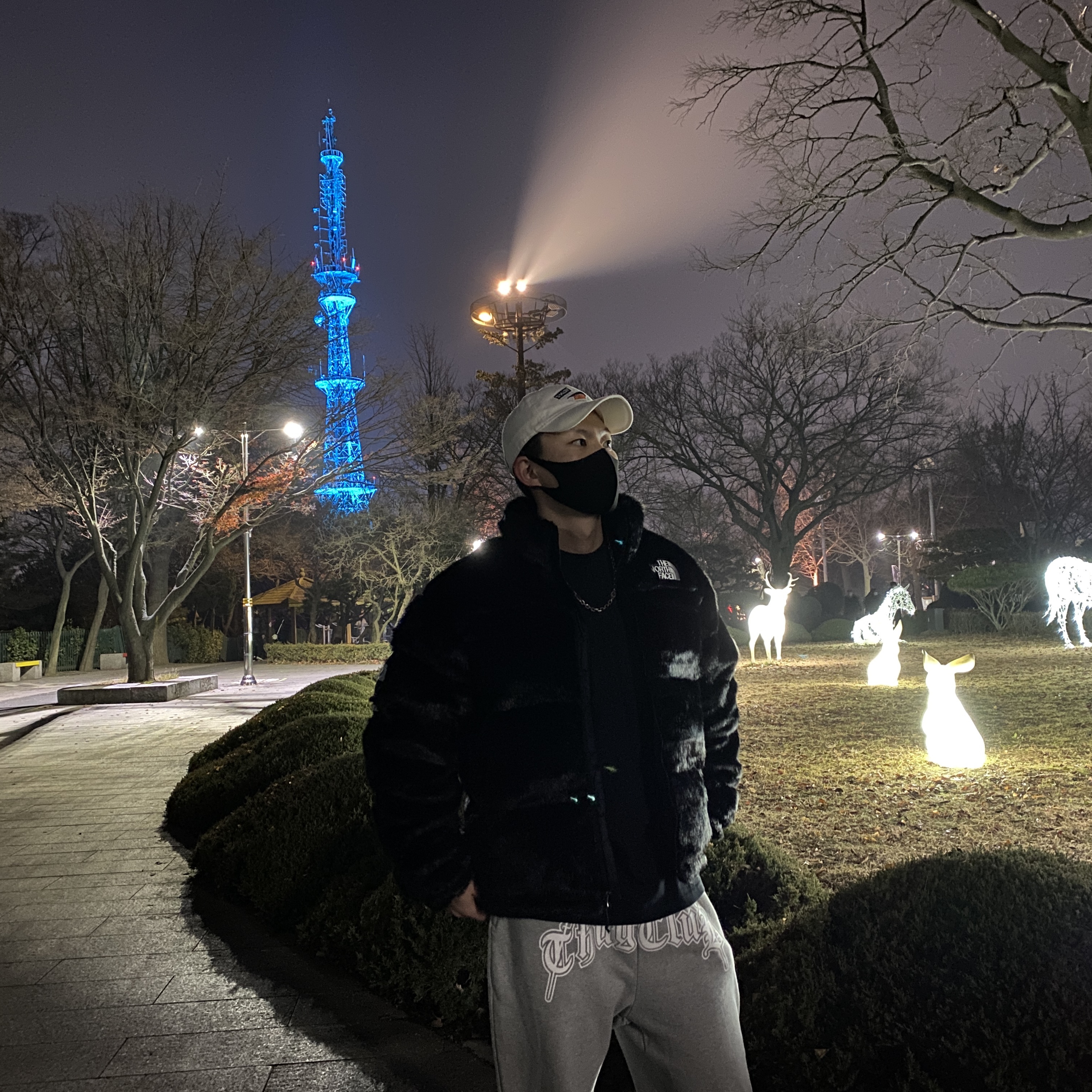 Supreme x The North Face Faux Fur Nuptse Jacket Black - 20FW 착용 스타일