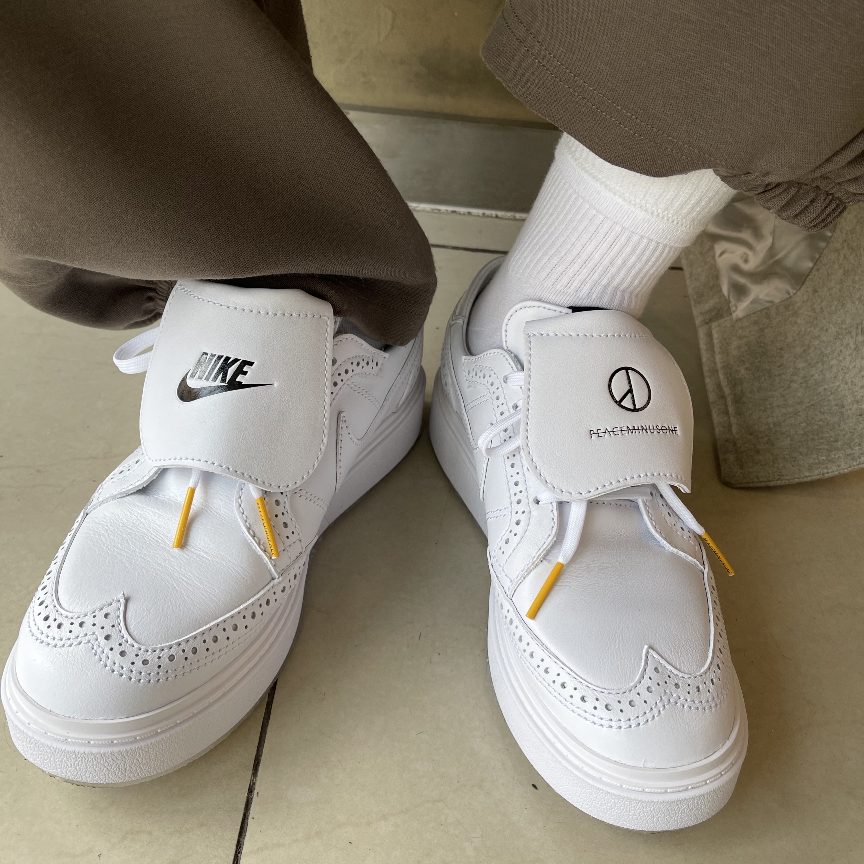 Nike x Peaceminusone Kwondo1 White 착용 스타일 - 1
