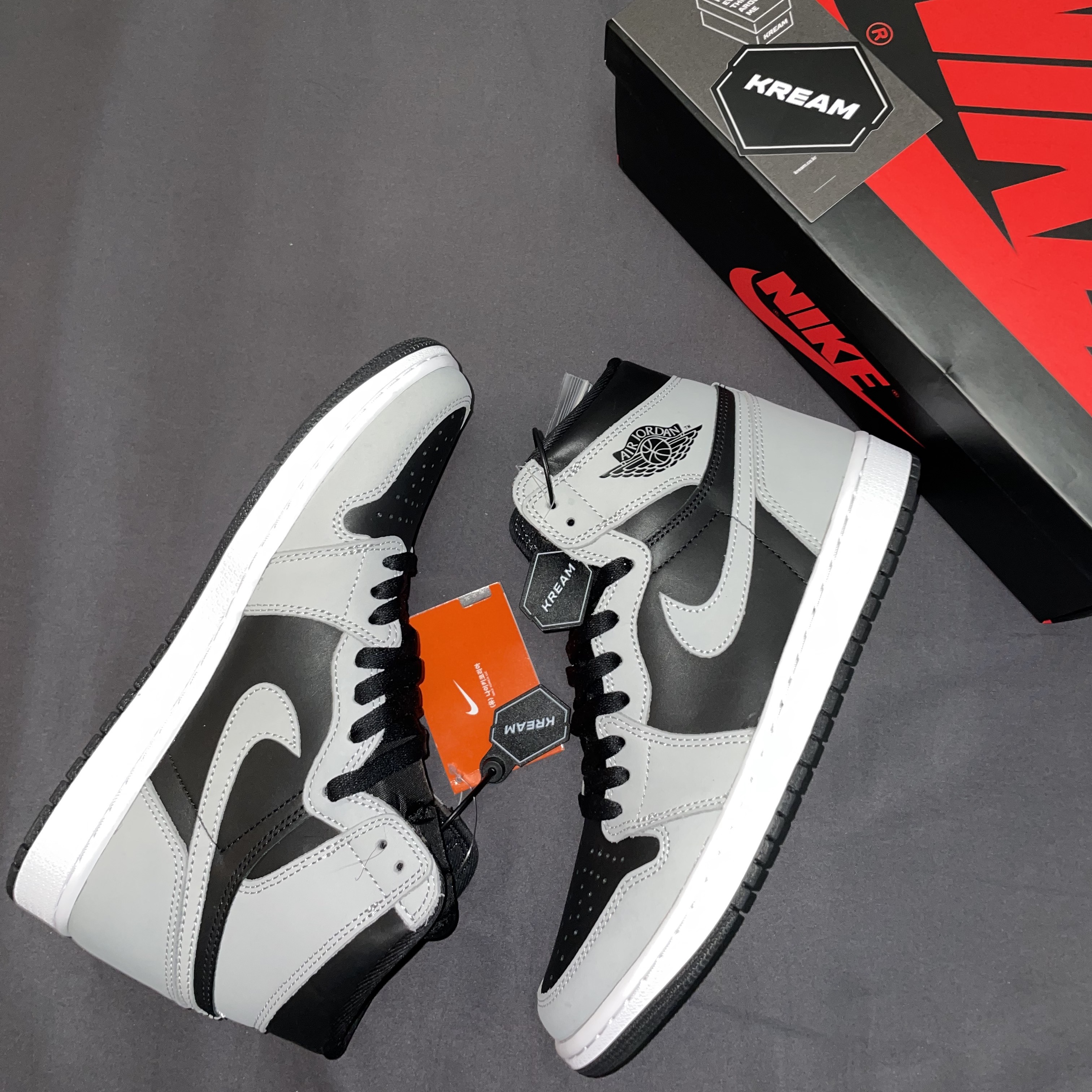 Jordan 1 Retro High OG Shadow 2.0 착용 스타일 - 1