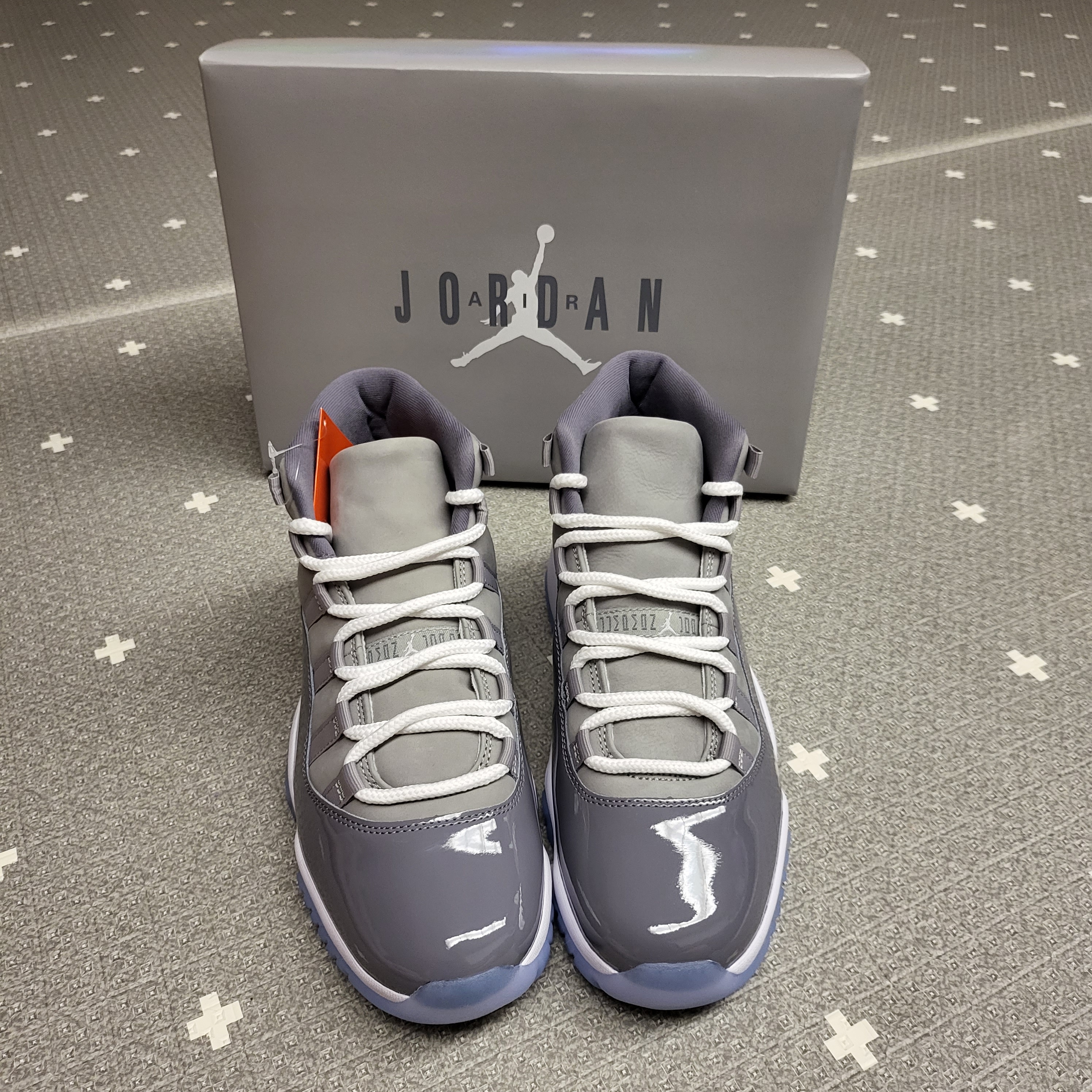 Jordan 11 Retro Cool Grey 2021 착용 스타일 - 4