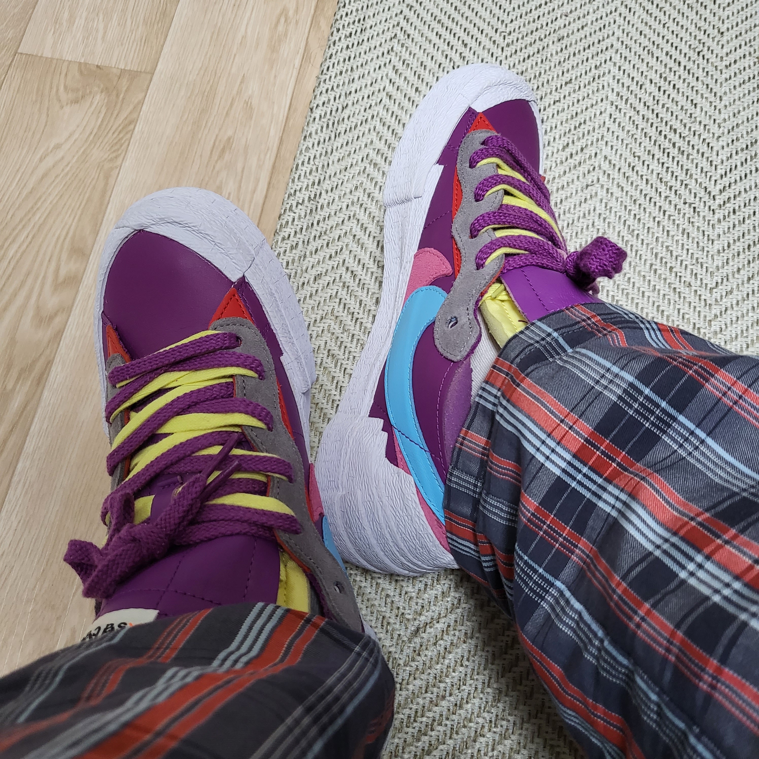 Nike x Sacai x Kaws Blazer Low Purple Dusk 착용 스타일 - 1