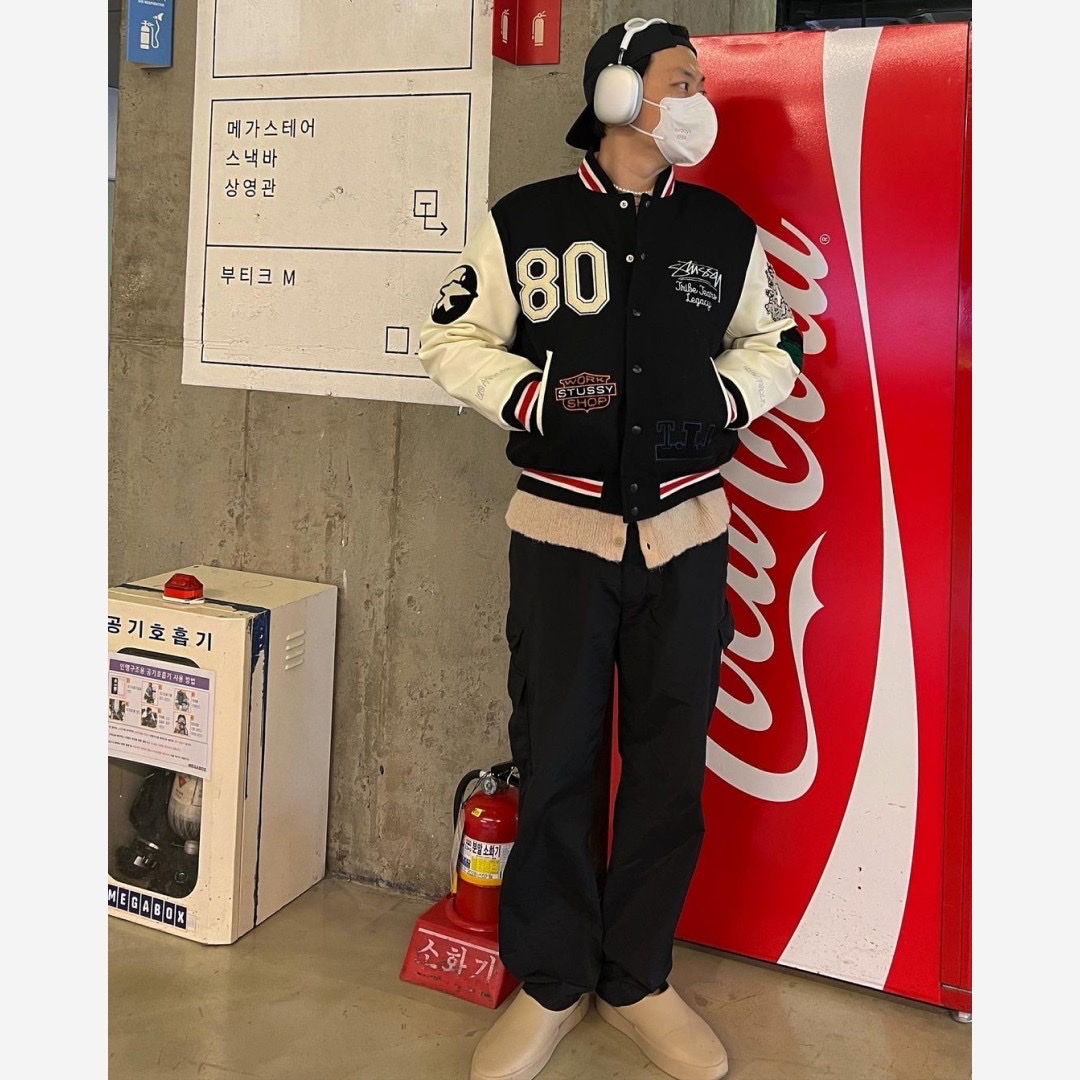 Stussy x Our Legacy x Denim Tears TTL Varsity Jacket Black, Fear of God The California Almond 착용 스타일 - 2