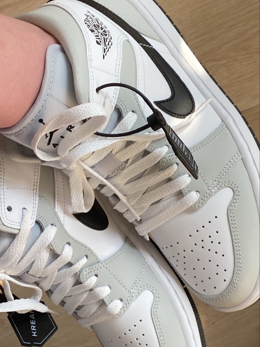 (W) Jordan 1 Mid Grey Fog 착용 스타일