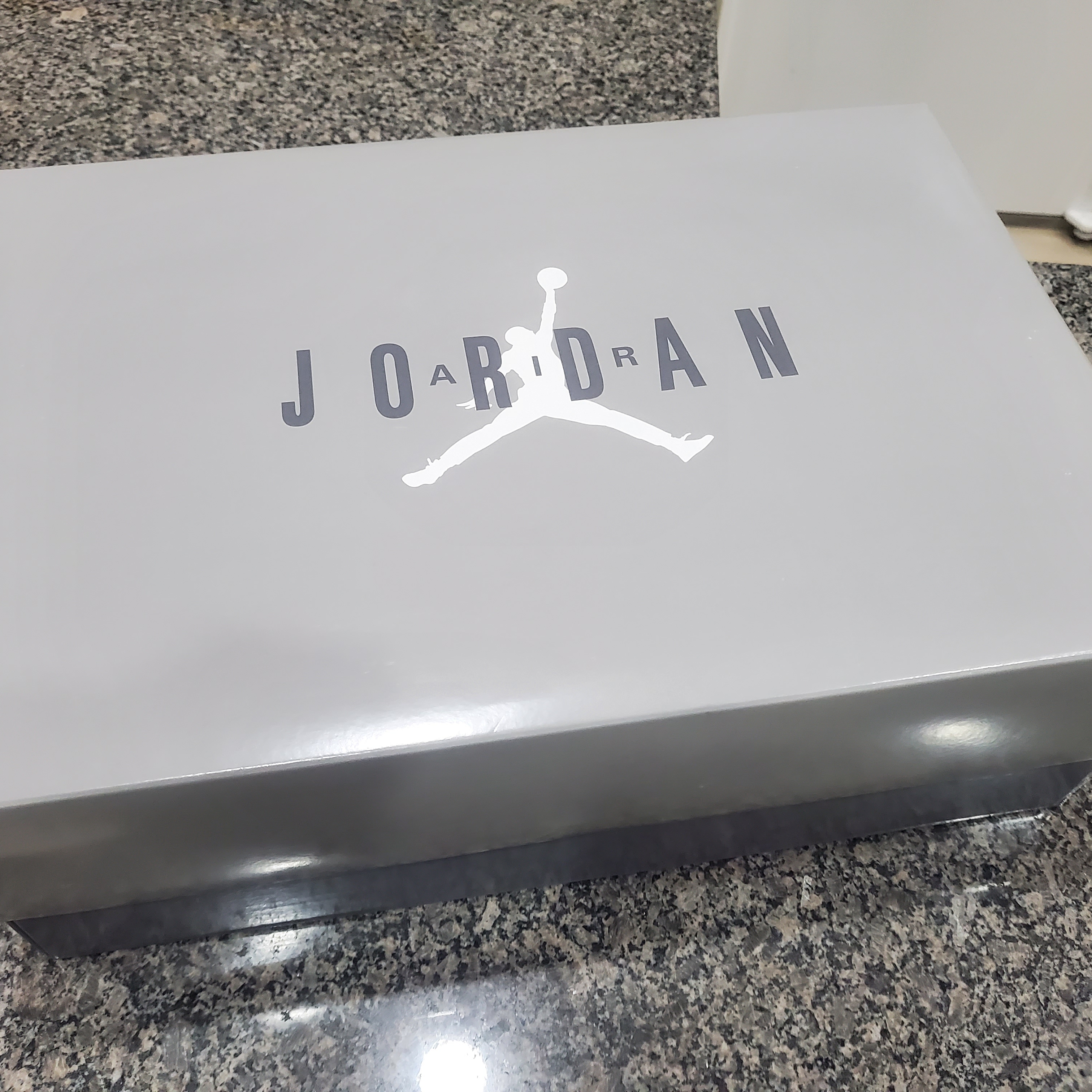 Jordan 11 Retro Cool Grey 2021 착용 스타일 - 2