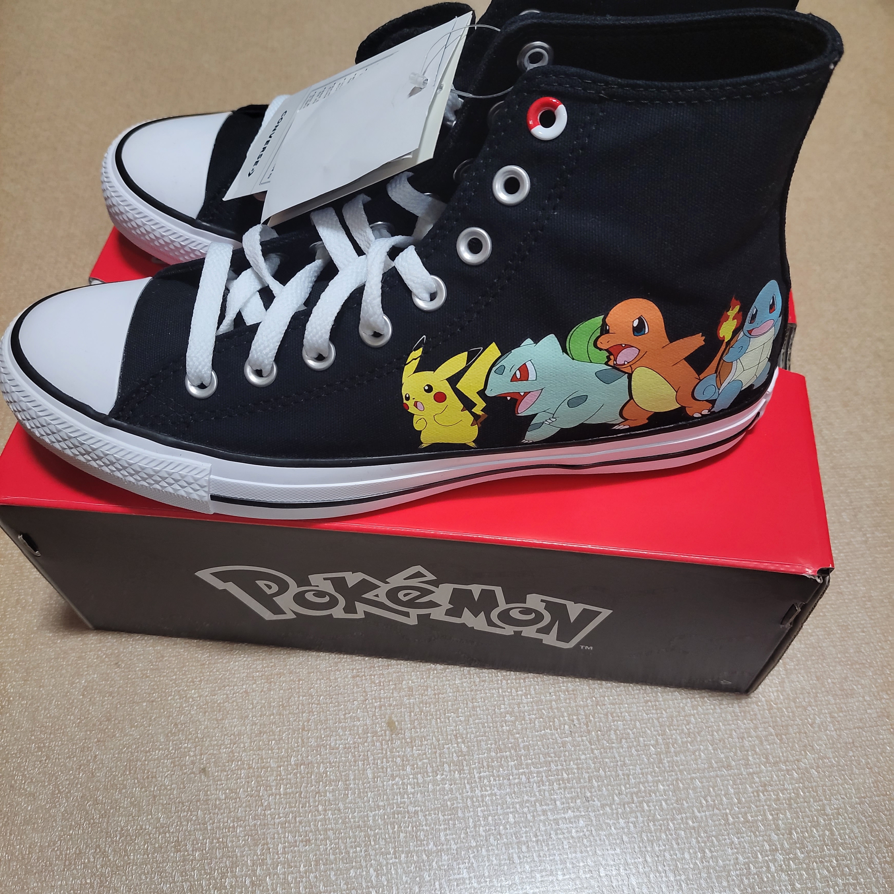 Converse x Pokemon Chuck Taylor All Star Hi First Partners 착용 스타일 - 1