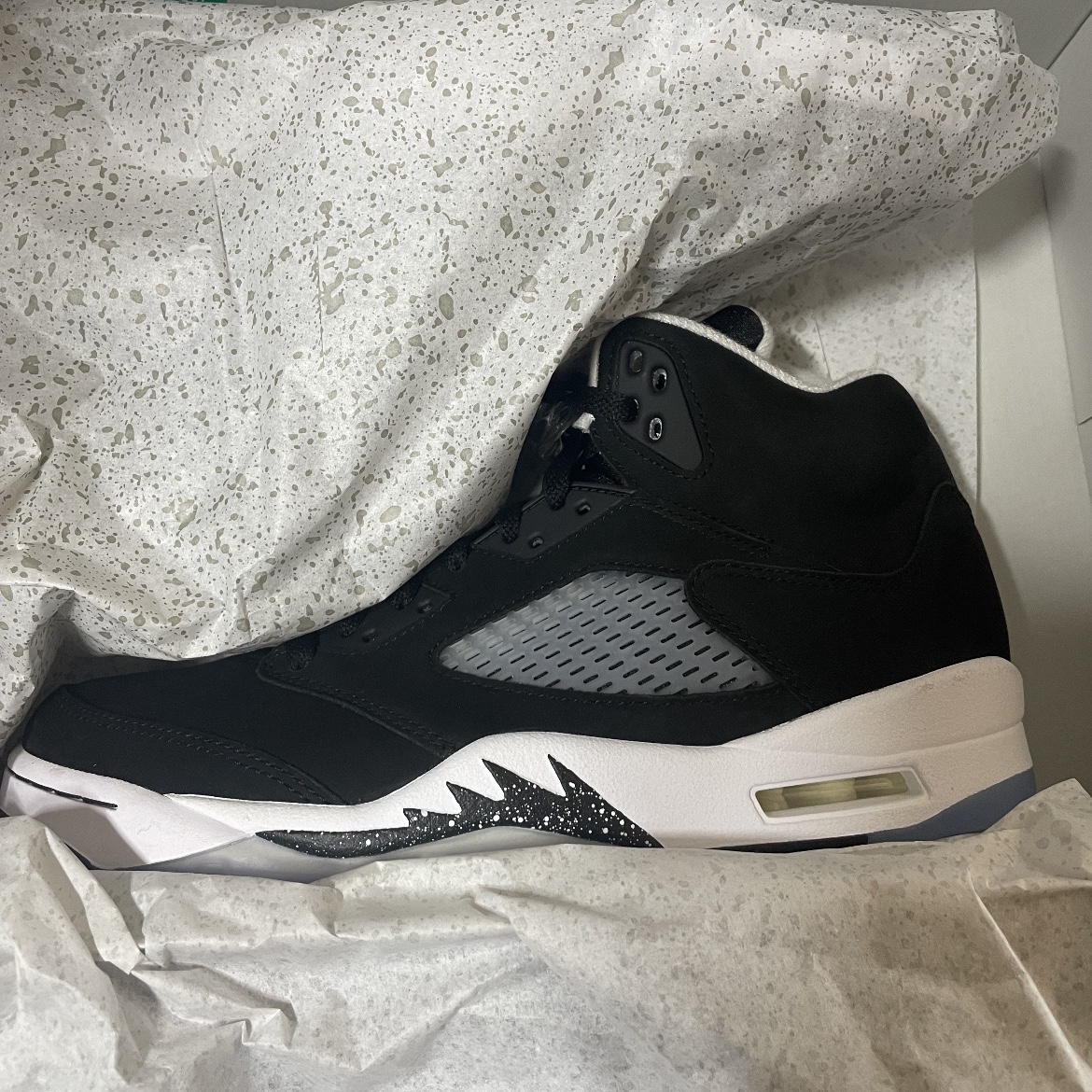 Jordan 5 Retro Moonlight 착용 스타일