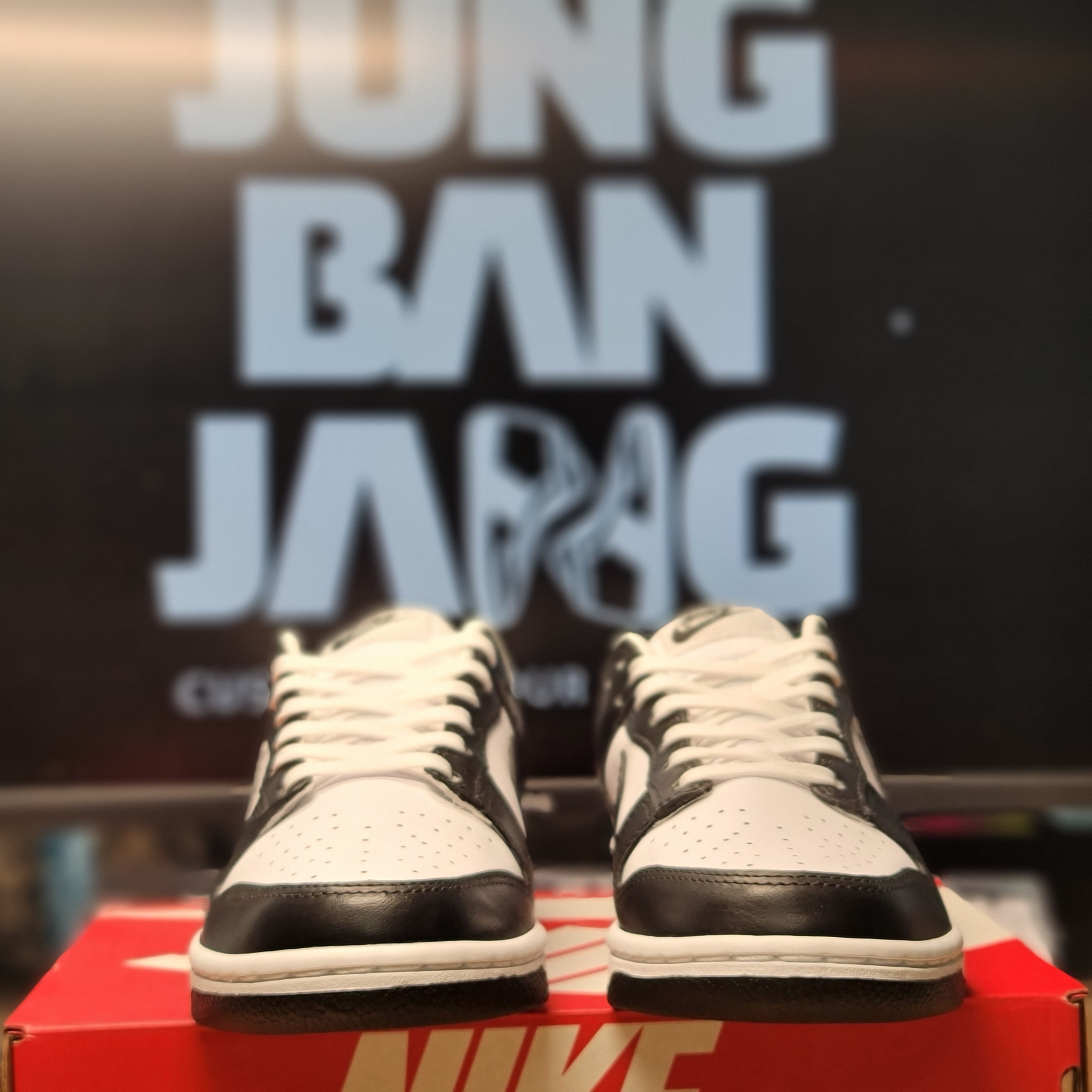 (W) Nike Dunk Low Triple White 착용 스타일 - 3