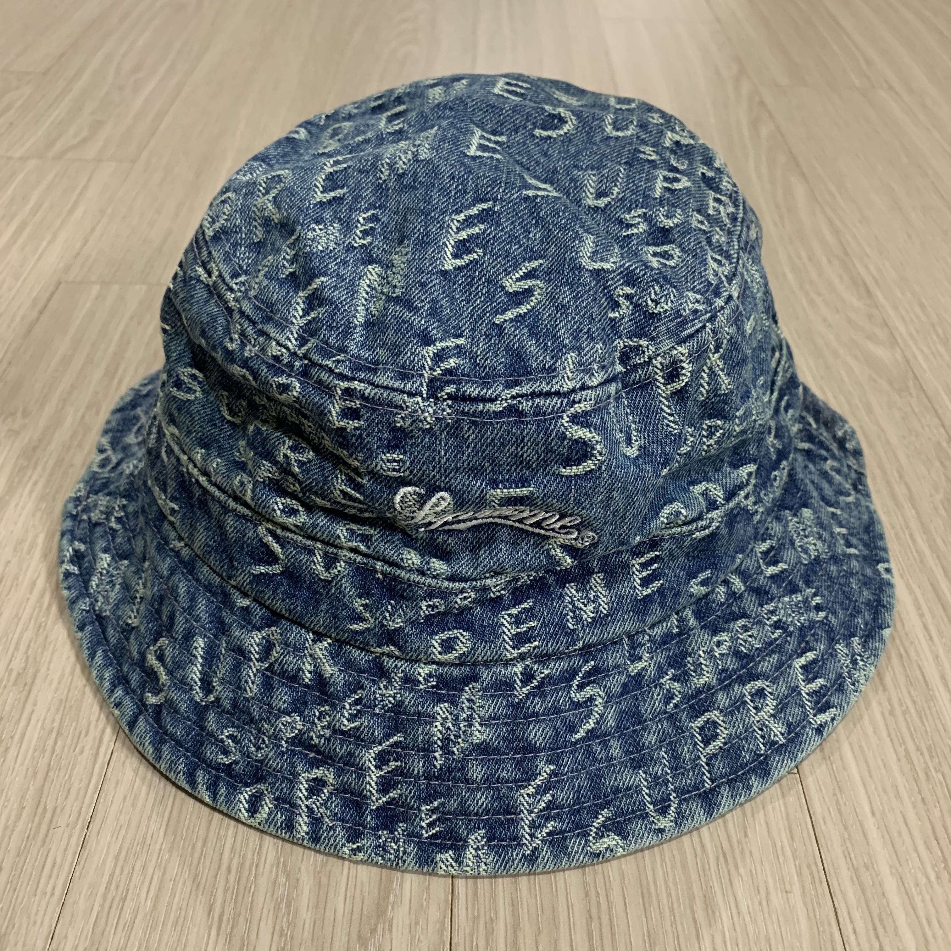 Supreme Warp Jacquard Logos Denim Crusher Blue - 21SS 착용 스타일 - 1