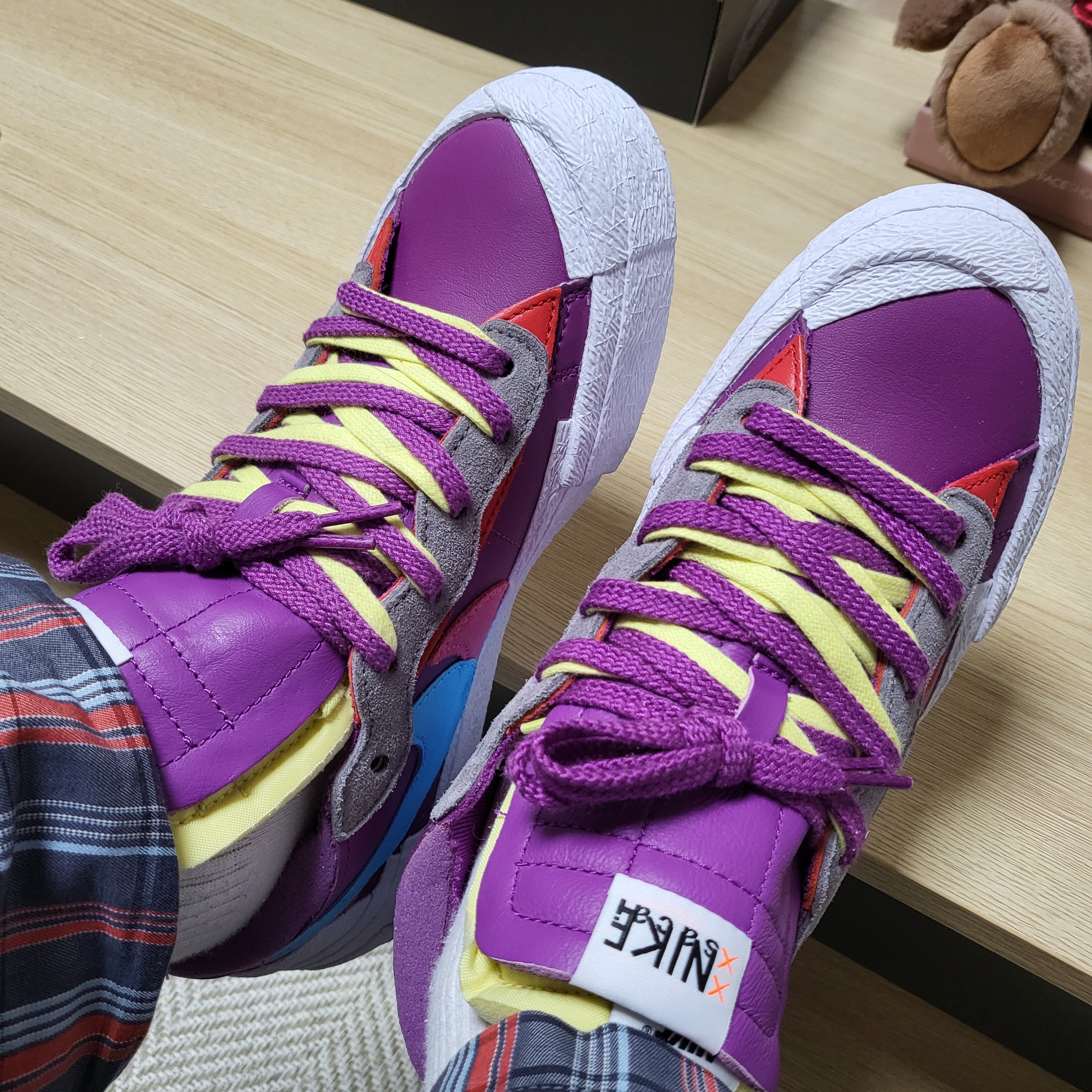 Nike x Sacai x Kaws Blazer Low Purple Dusk 착용 스타일 - 2