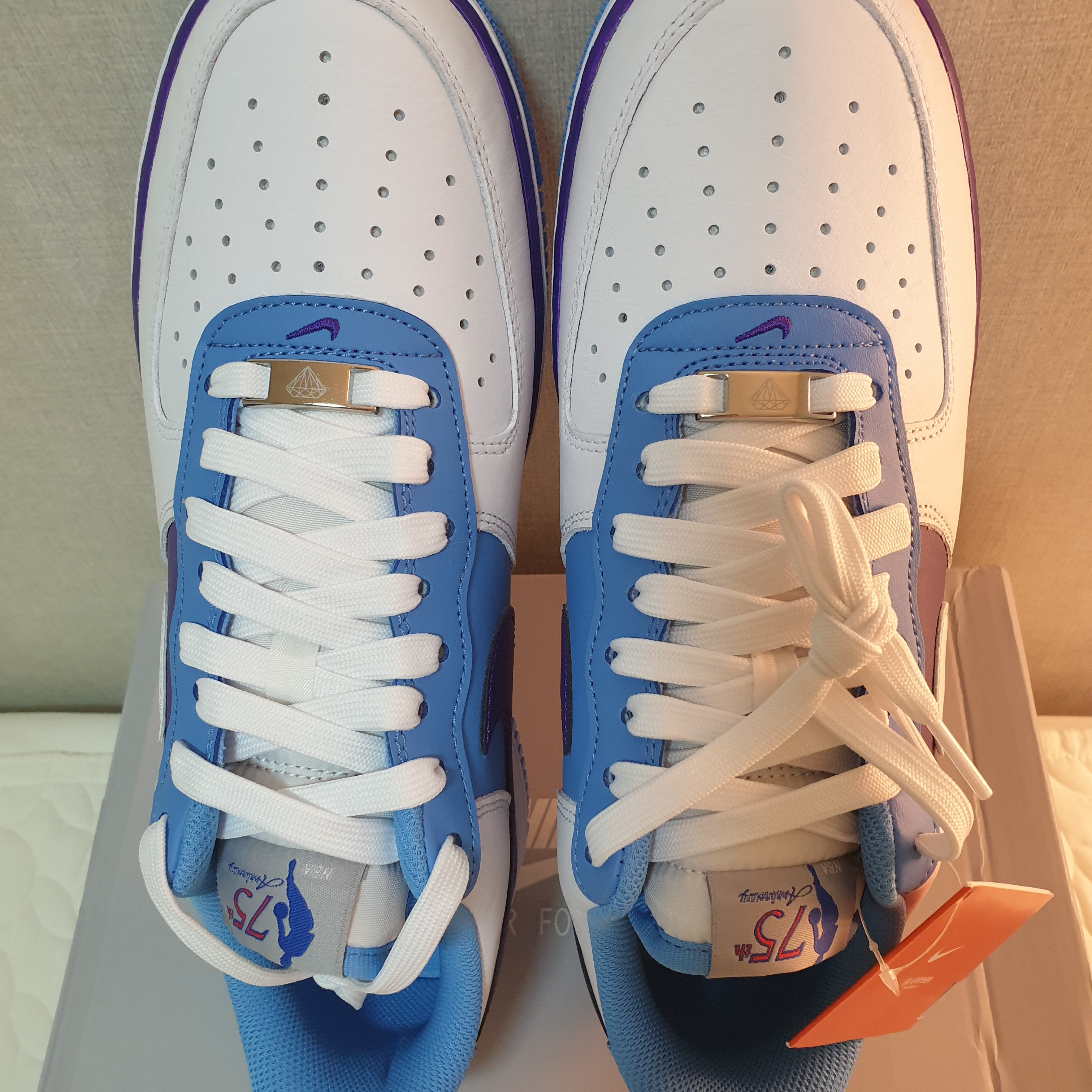 Nike x NBA Air Force 1 '07 LV8 EMB White and Coast Field 착용 스타일 - 5