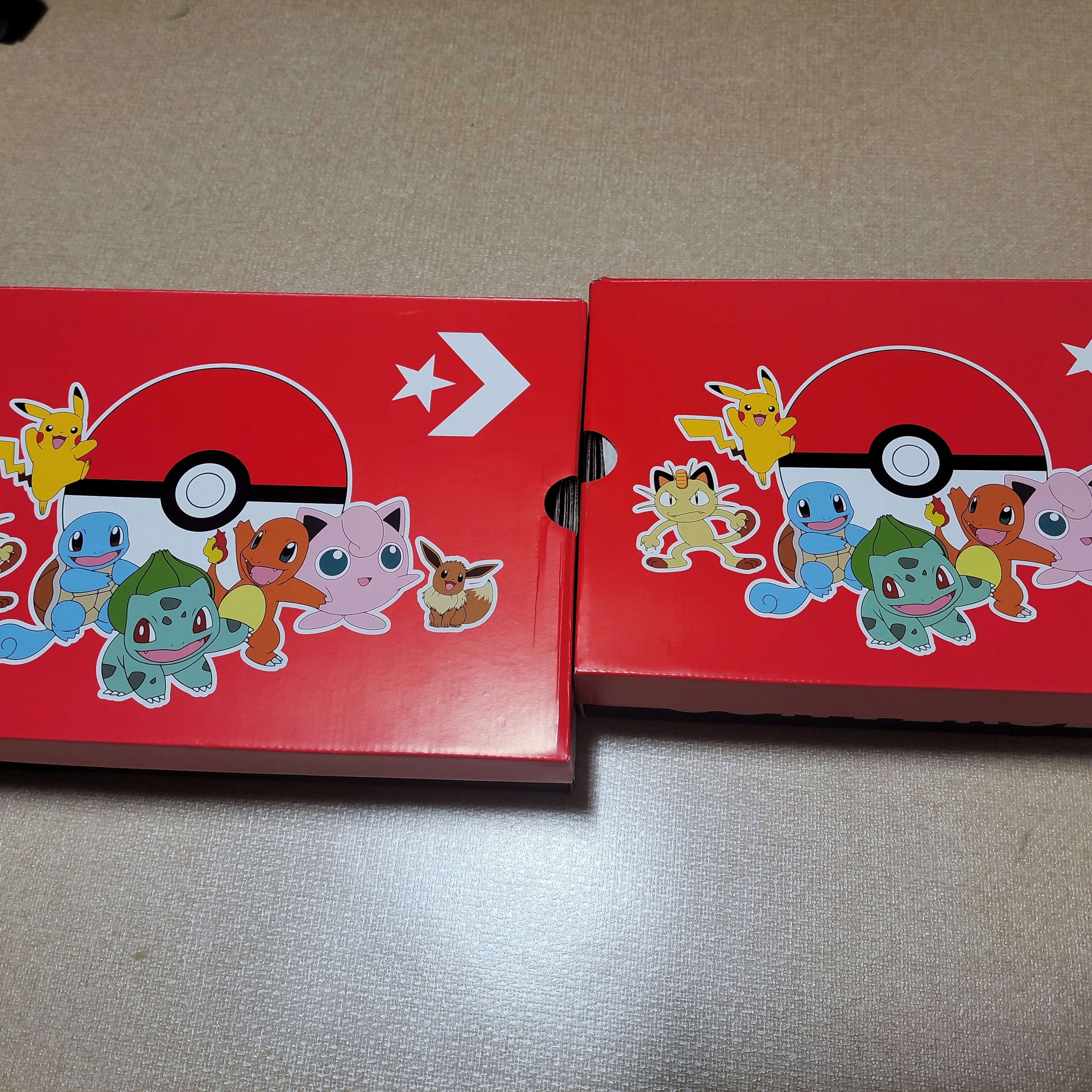 Converse x Pokemon Chuck Taylor All Star Hi Pokeball 착용 스타일 - 3