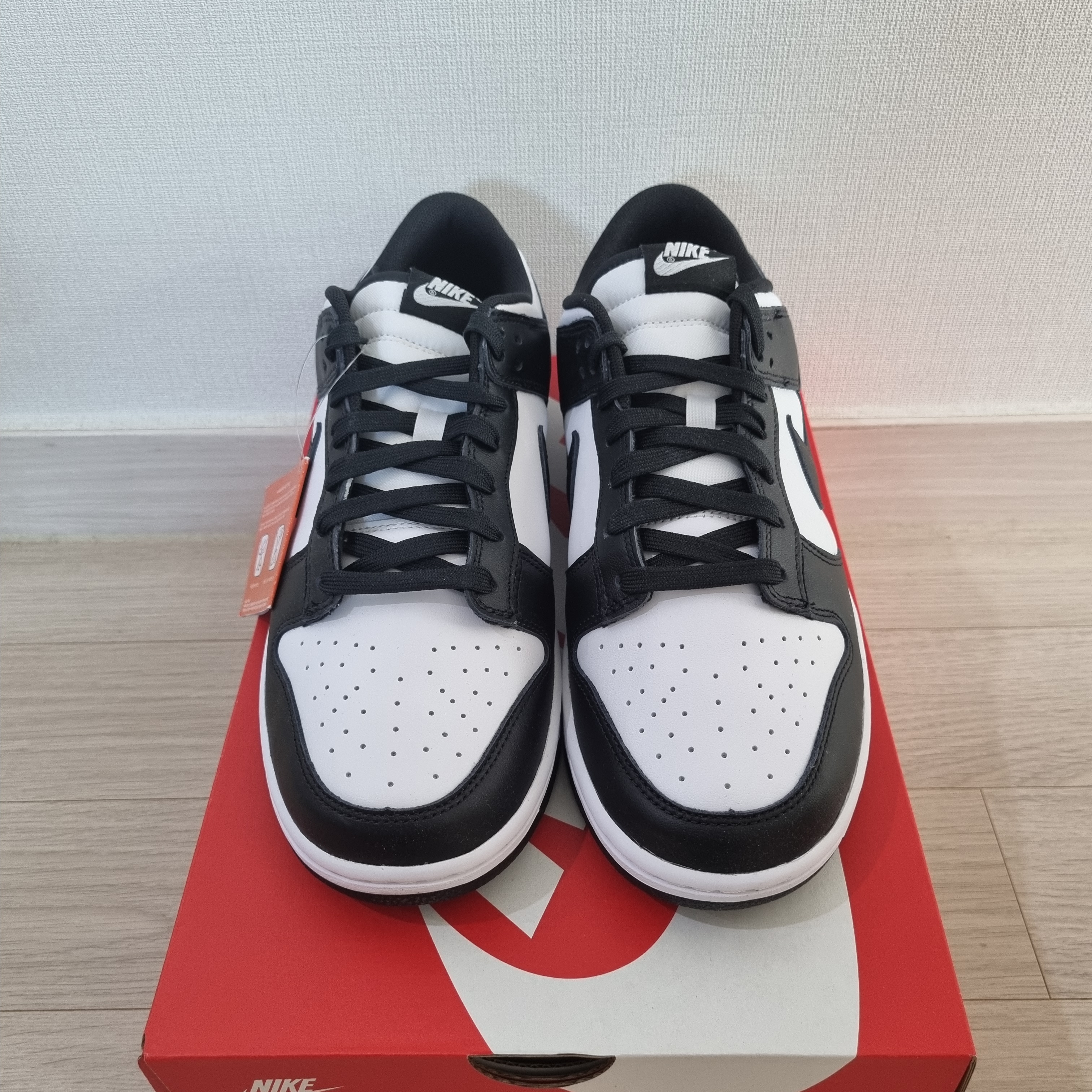 Nike Dunk Low Retro Black 착용 스타일 - 2