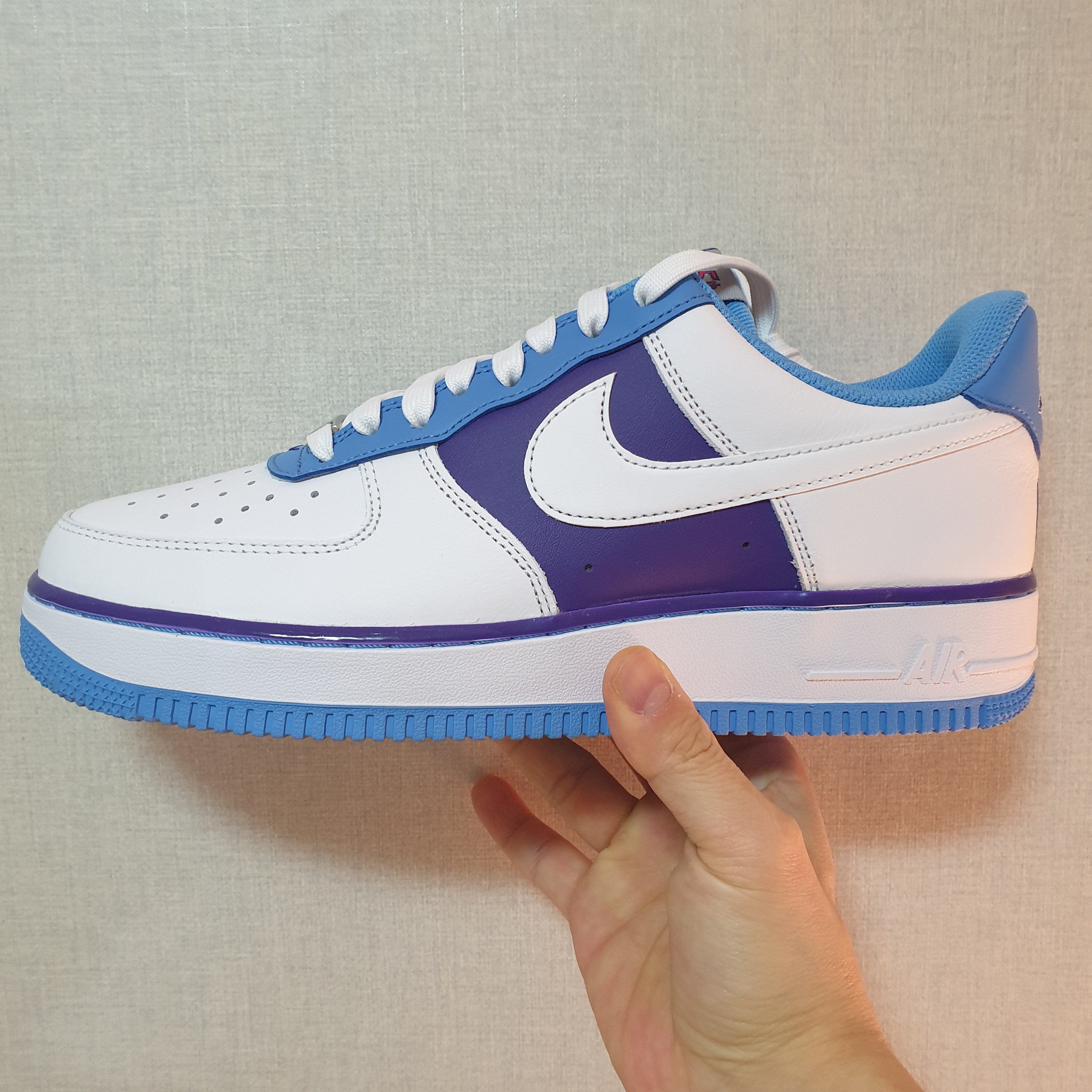 Nike x NBA Air Force 1 '07 LV8 EMB White and Coast Field 착용 스타일 - 1