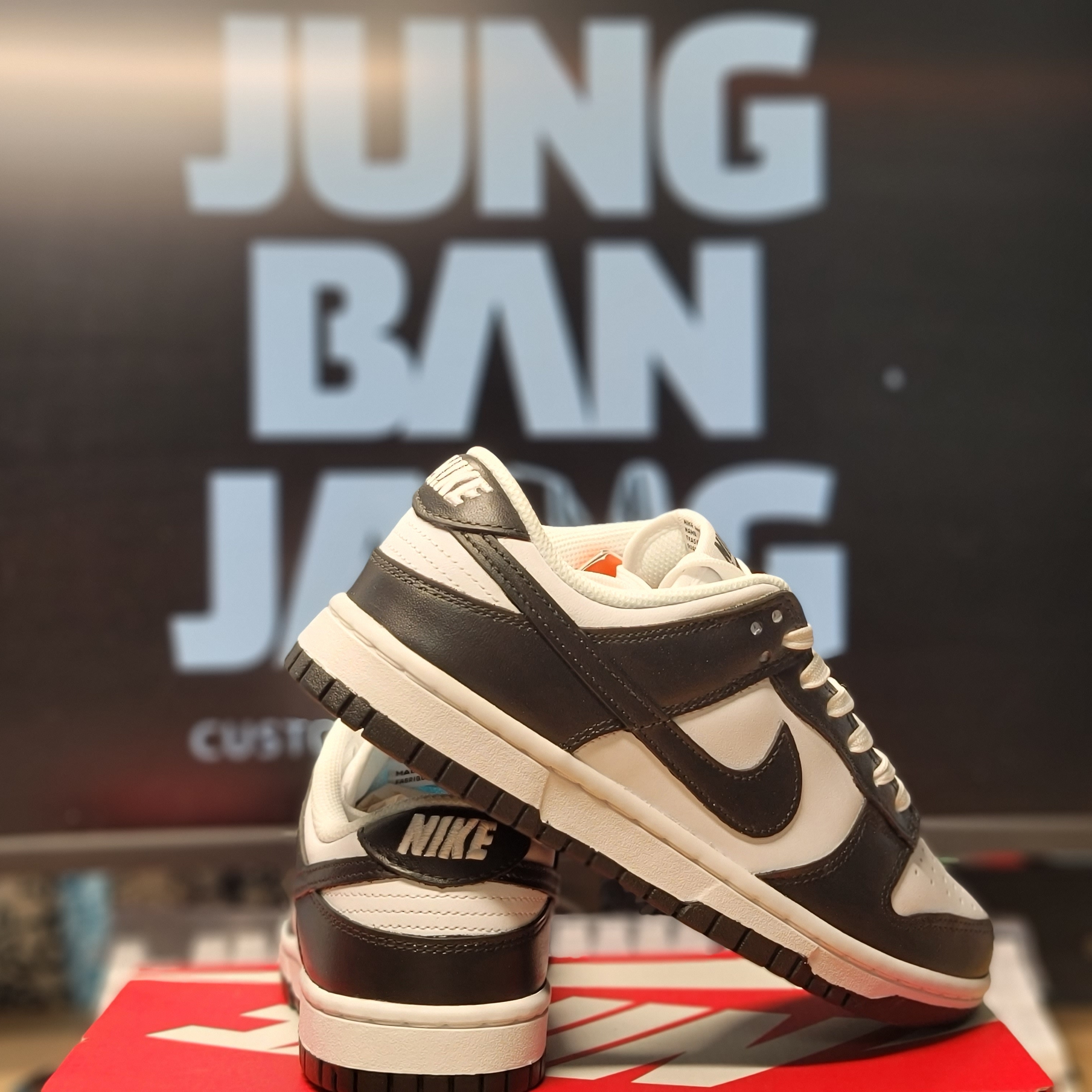 (W) Nike Dunk Low Triple White 착용 스타일 - 5
