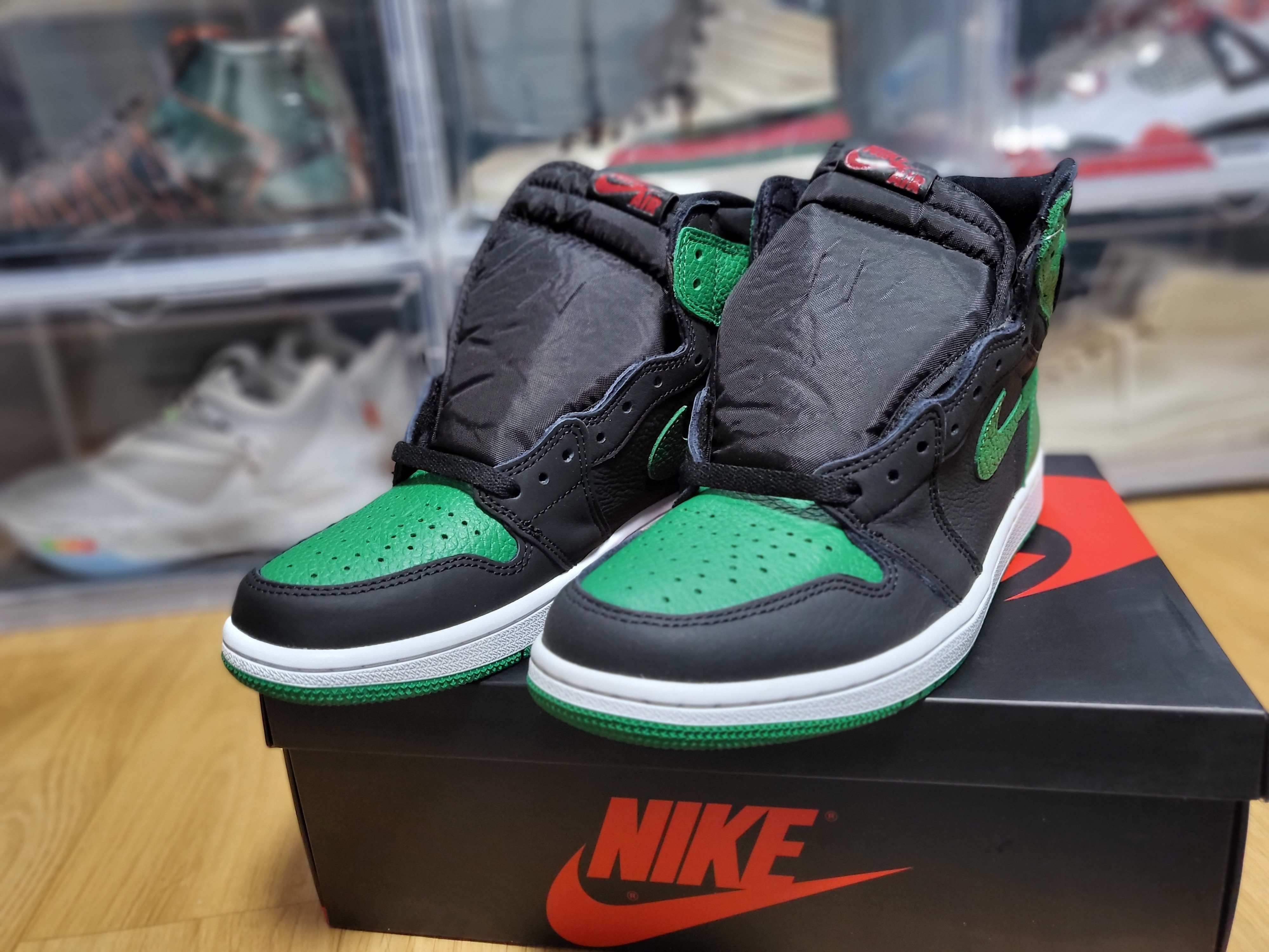 Jordan 1 Retro High OG Pine Green Black 착용 스타일 - 2
