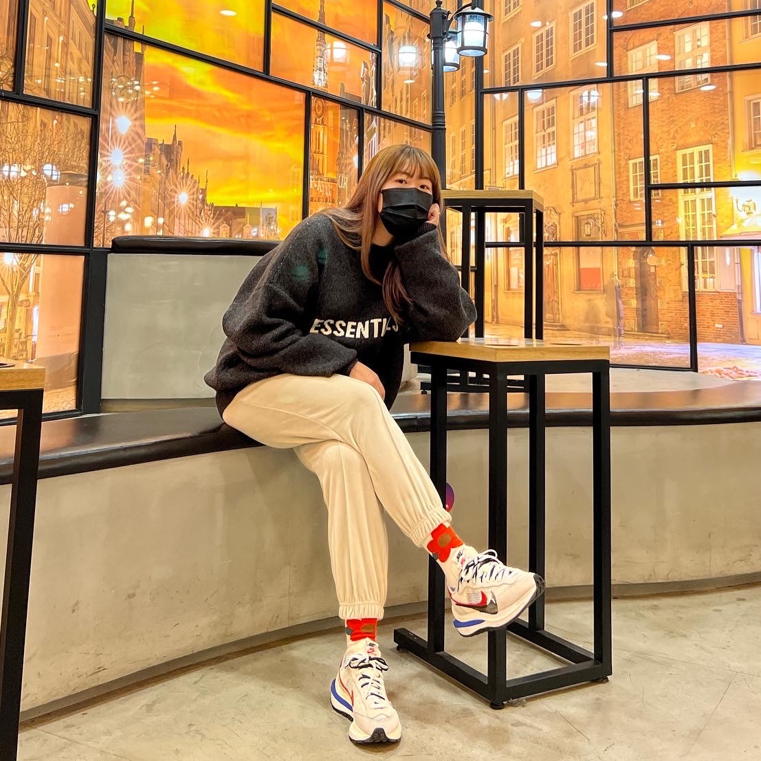 Nike x Sacai VaporWaffle Royal Fuchsia, Essentials Knit Sweater Grey Melange - 20SS 착용 스타일