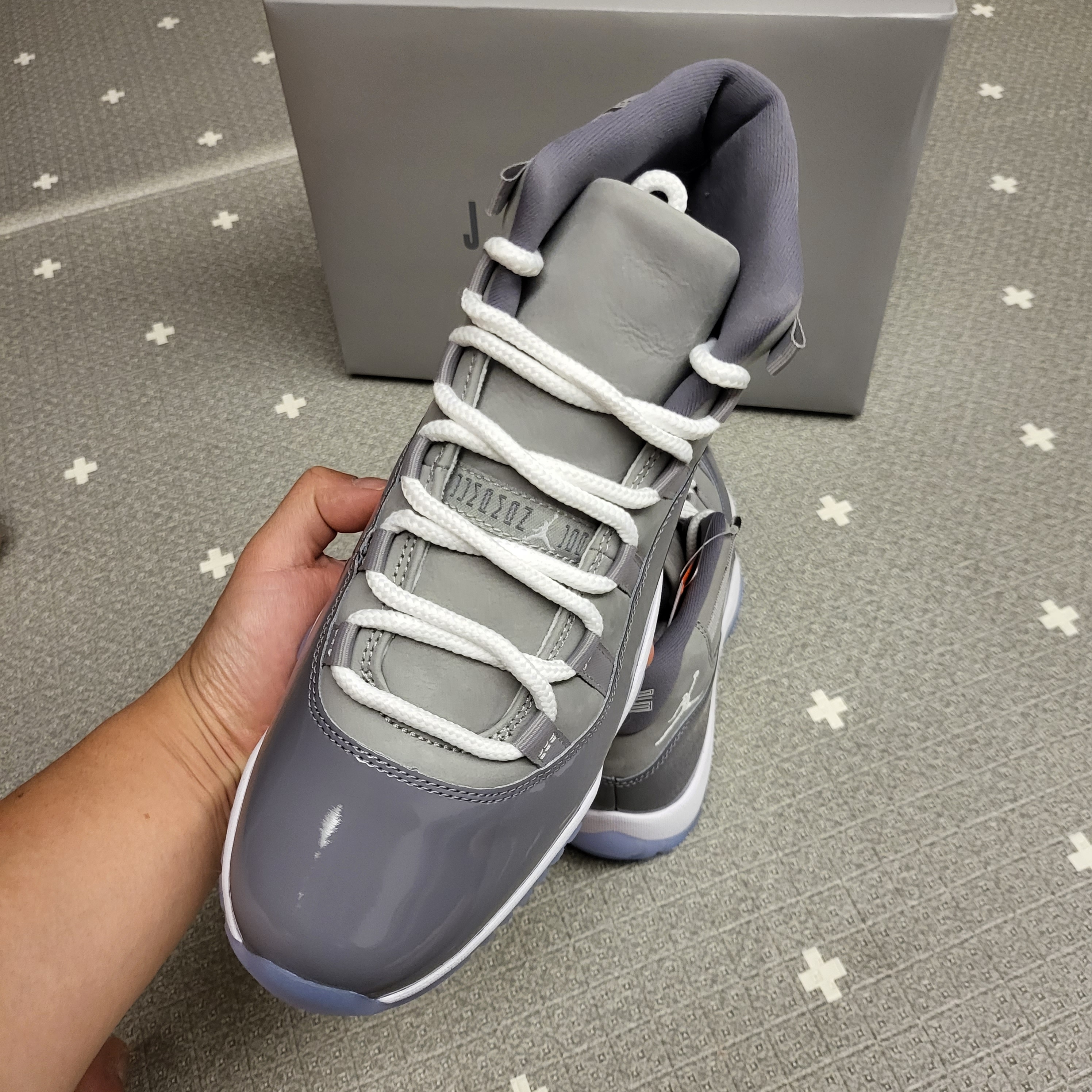Jordan 11 Retro Cool Grey 2021 착용 스타일 - 2