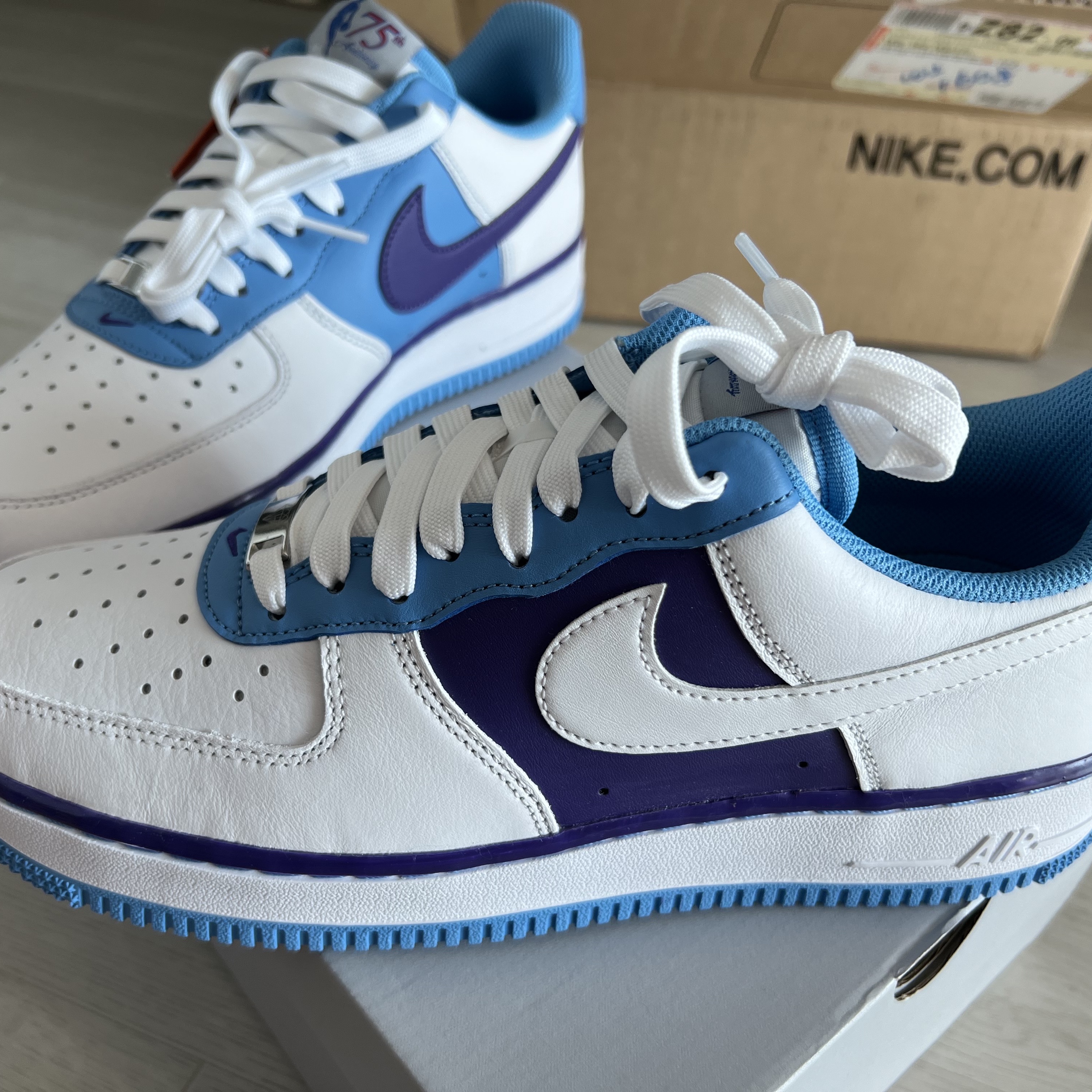 Nike x NBA Air Force 1 '07 LV8 EMB White and Coast Field 착용 스타일 - 3