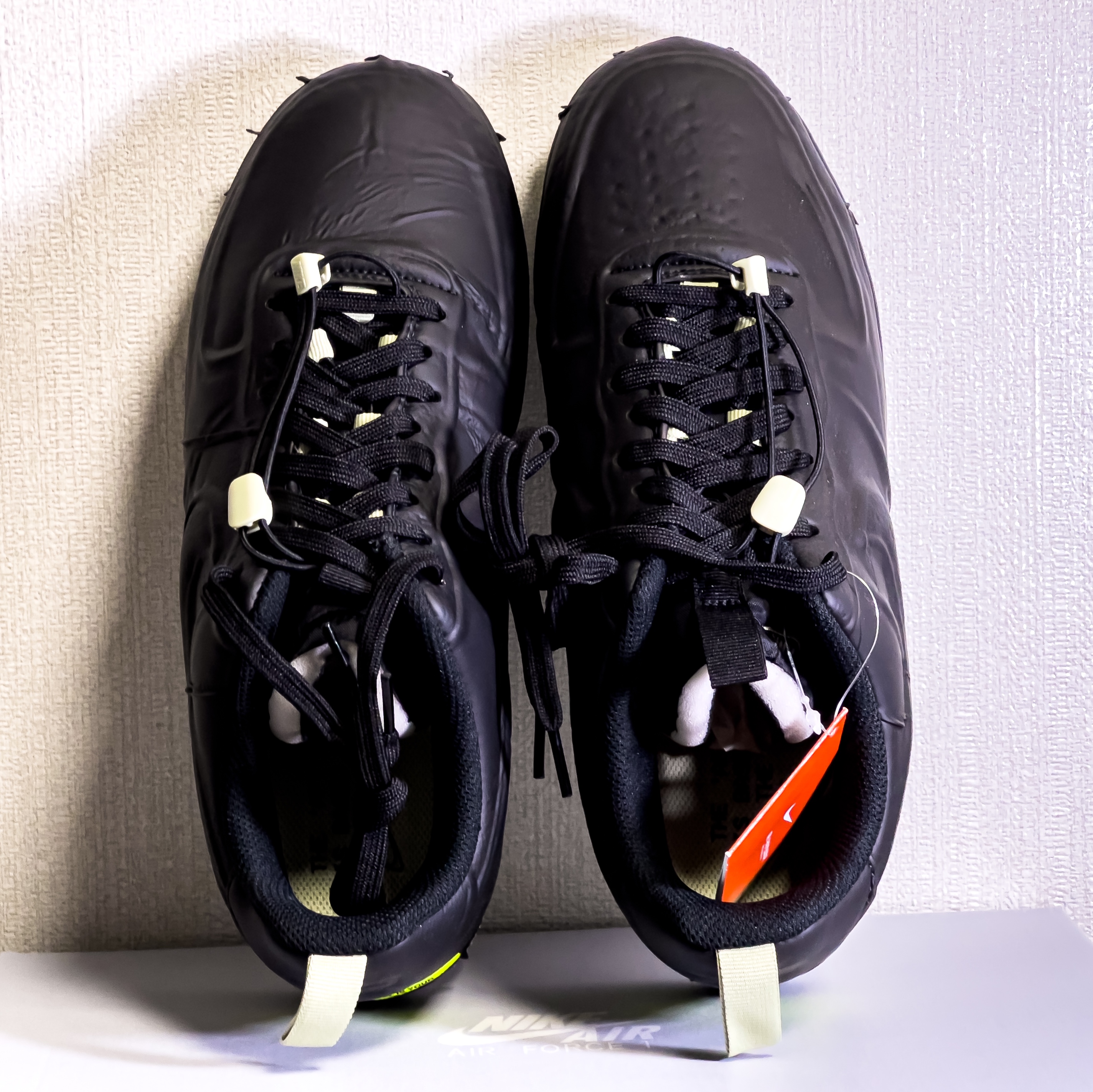 Nike Air Force 1 Low Experimental Black Olive Aura 착용 스타일 - 2