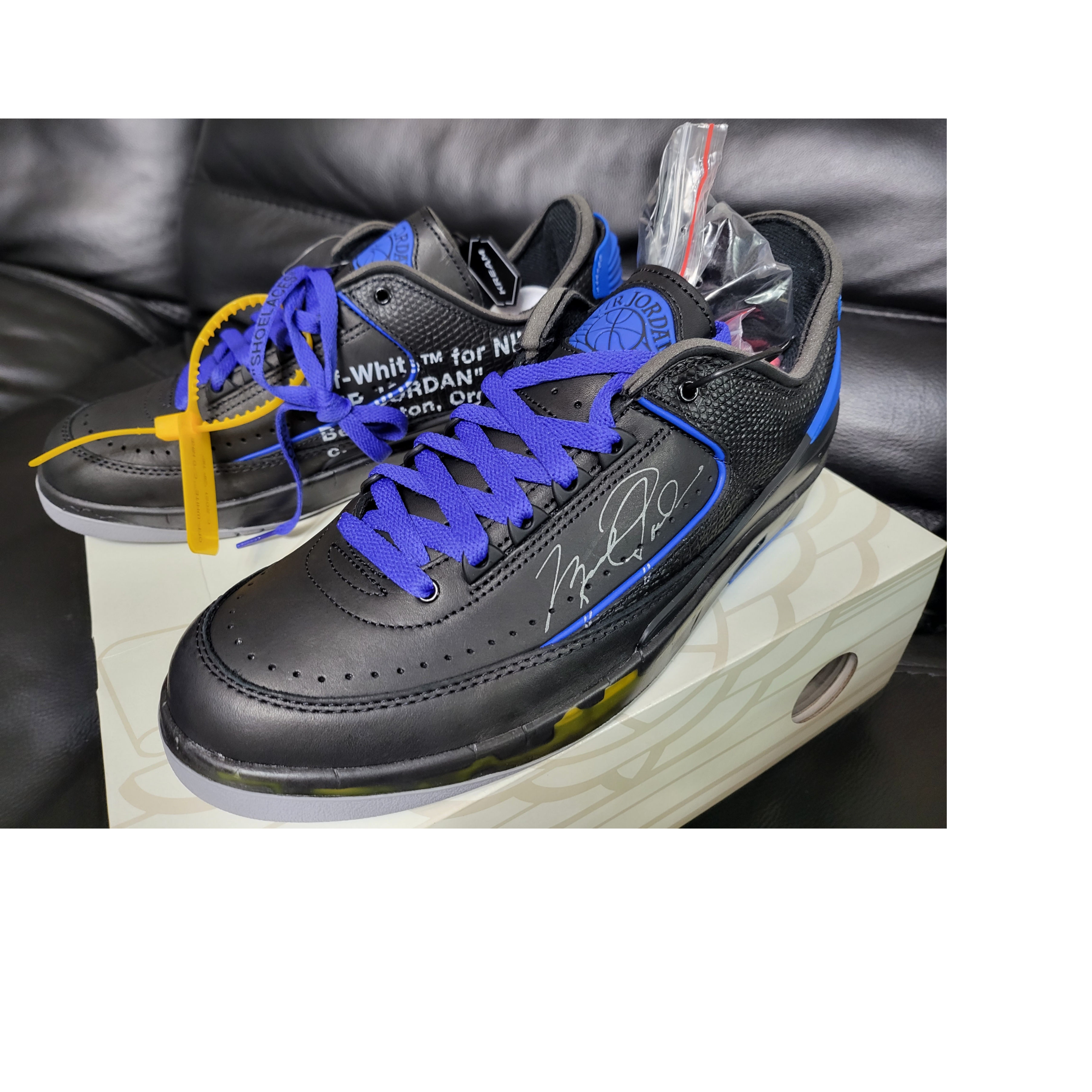 Jordan 2 x Off-White Retro Low SP White and Varsity Red, Jordan 2 x Off-White Retro Low SP Black and Varsity Royal 착용 스타일 - 5
