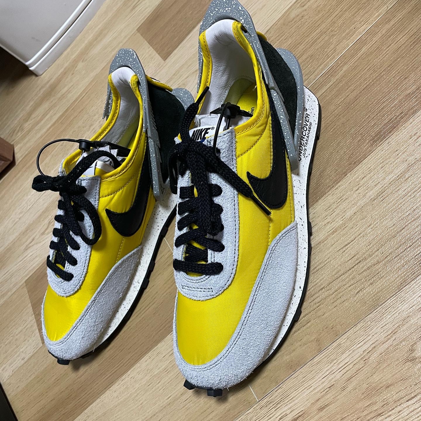 Nike x Undercover Daybreak Bright Citron 착용 스타일