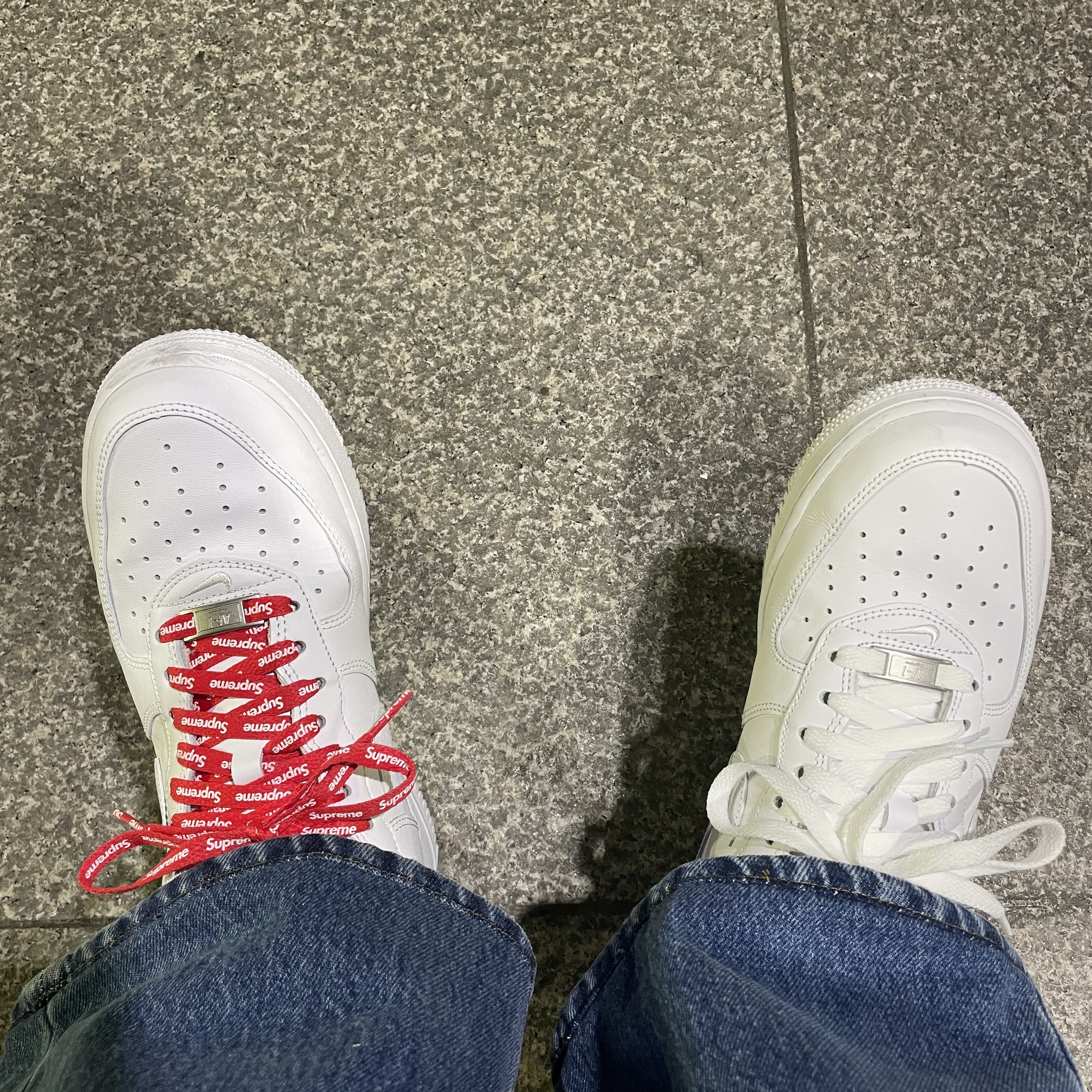 Nike x Supreme Air Force 1 Low White 착용 스타일 - 1