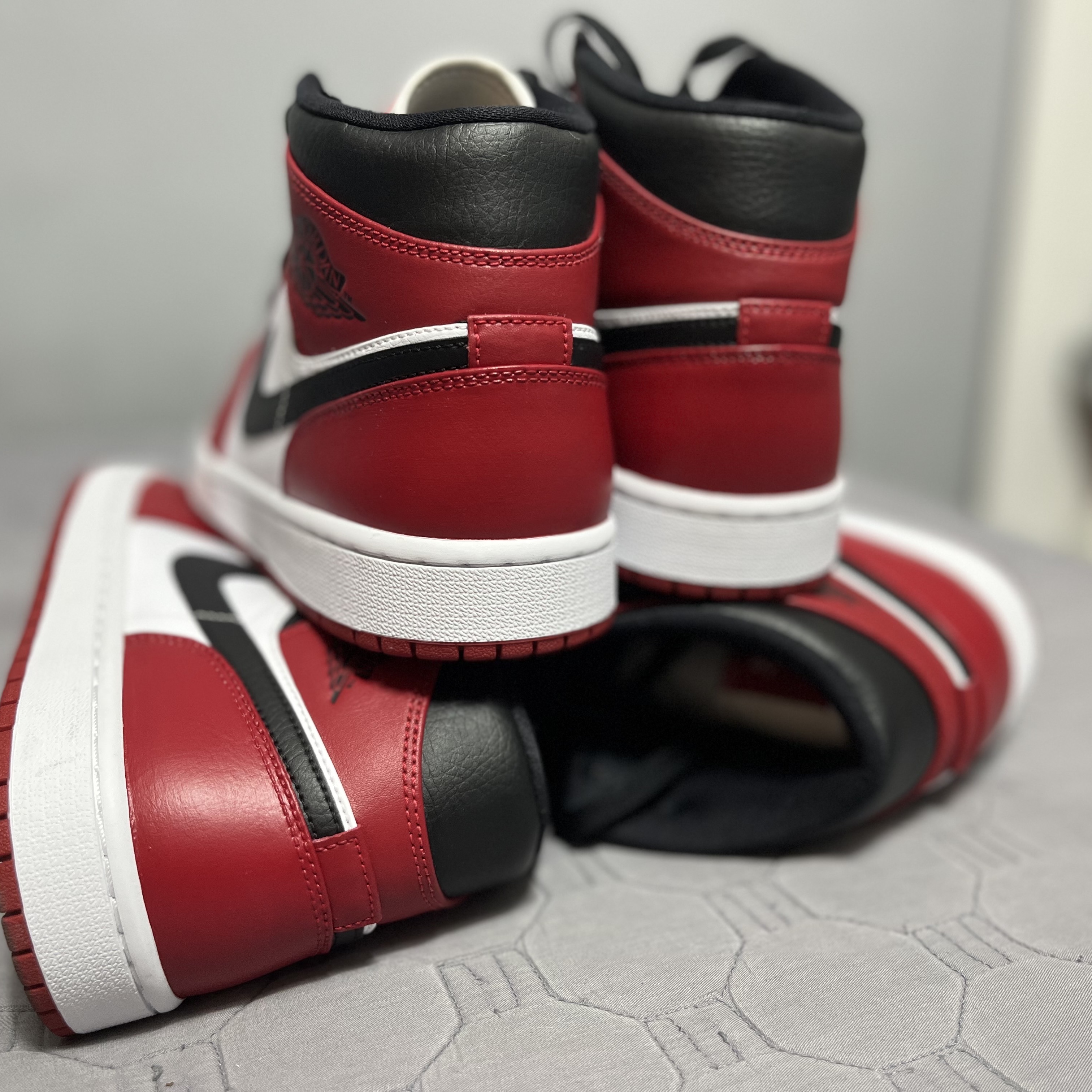 Jordan 1 Mid Chicago 2020 착용 스타일