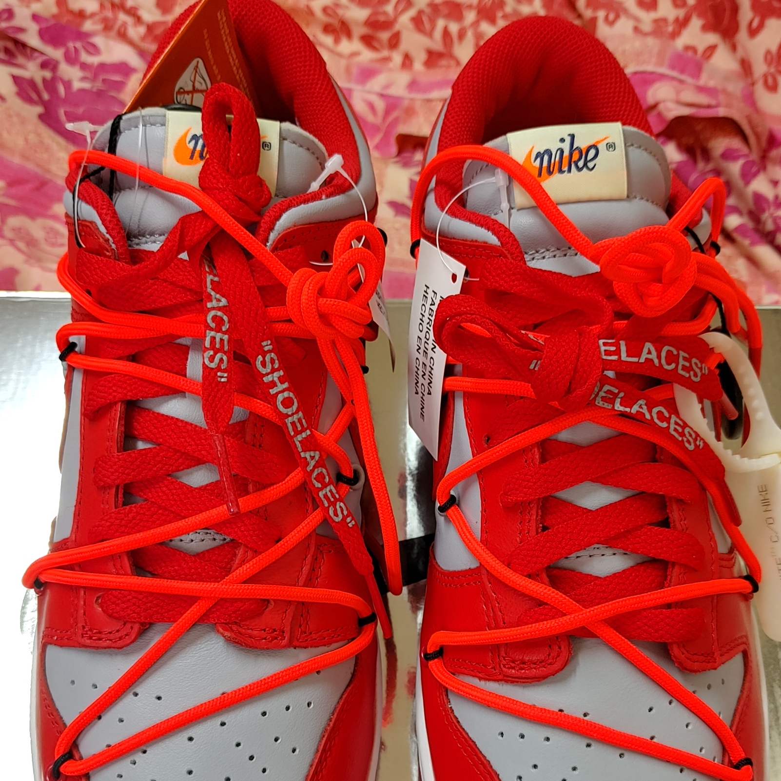 Nike x Off-White Dunk Low University Red 착용 스타일 - 2