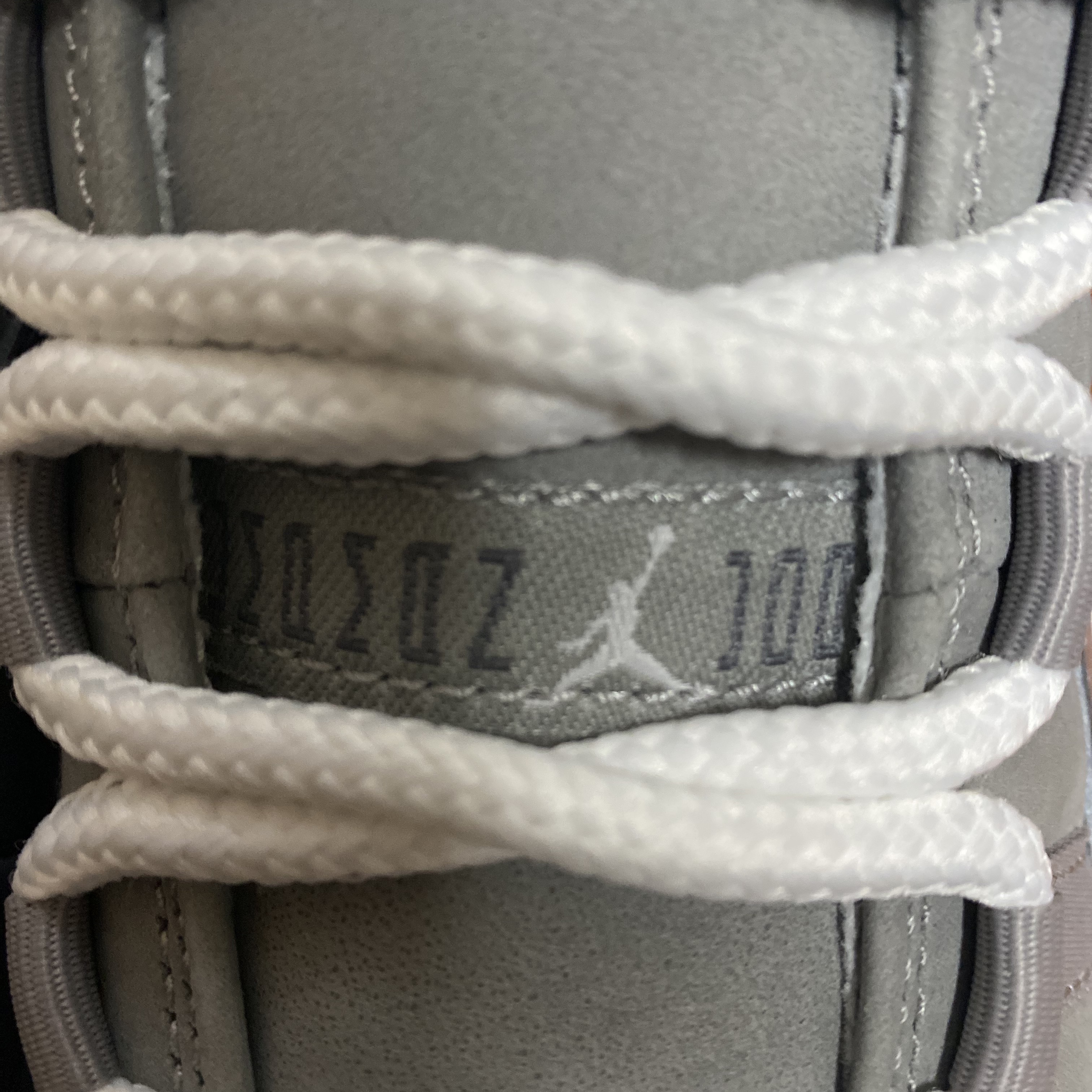 Jordan 11 Retro Cool Grey 2021 착용 스타일 - 3