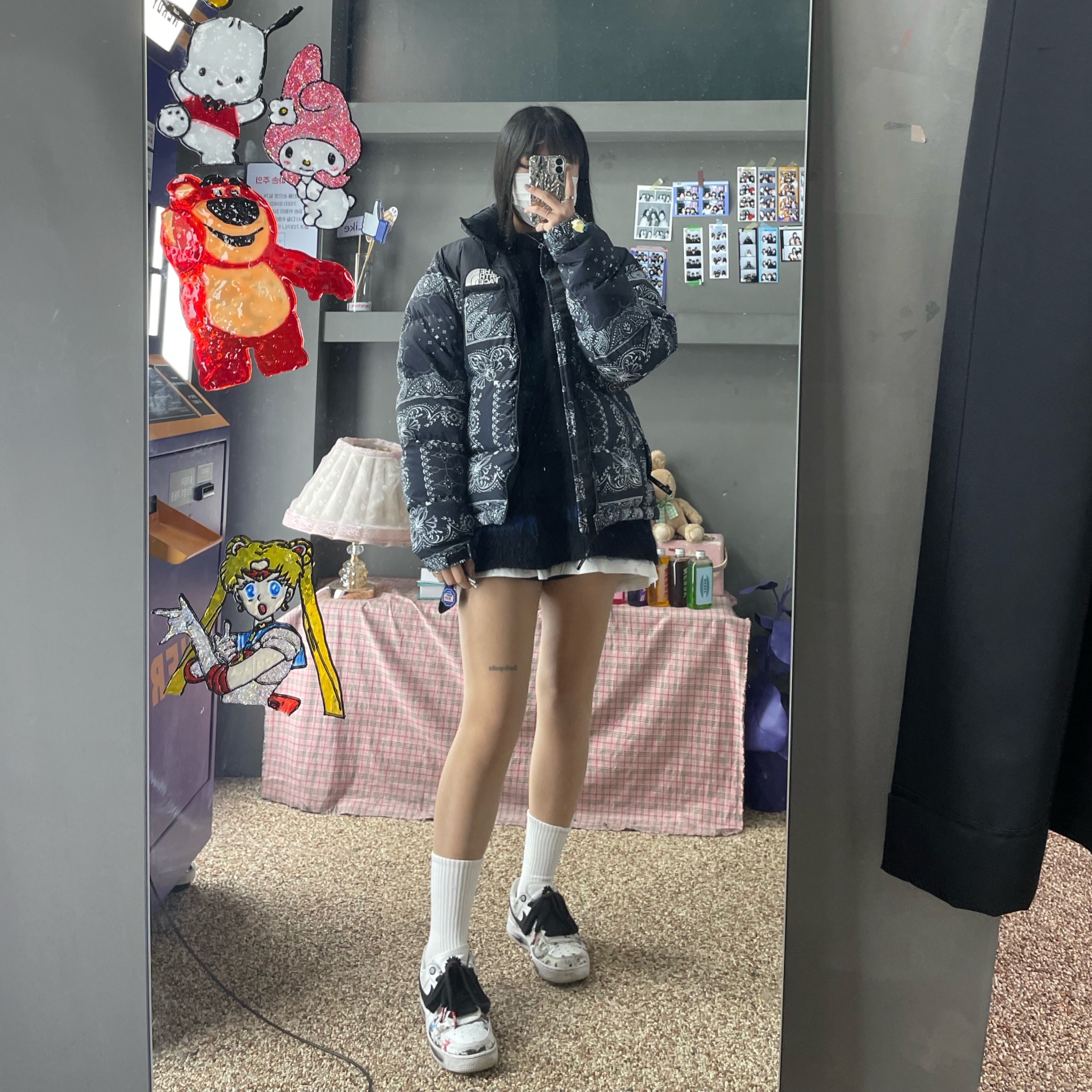 The North Face 1996 Novelty Nuptse Jacket Dark Navy, Nike x Peaceminusone Air Force 1 Low Para-Noise 2.0 착용 스타일