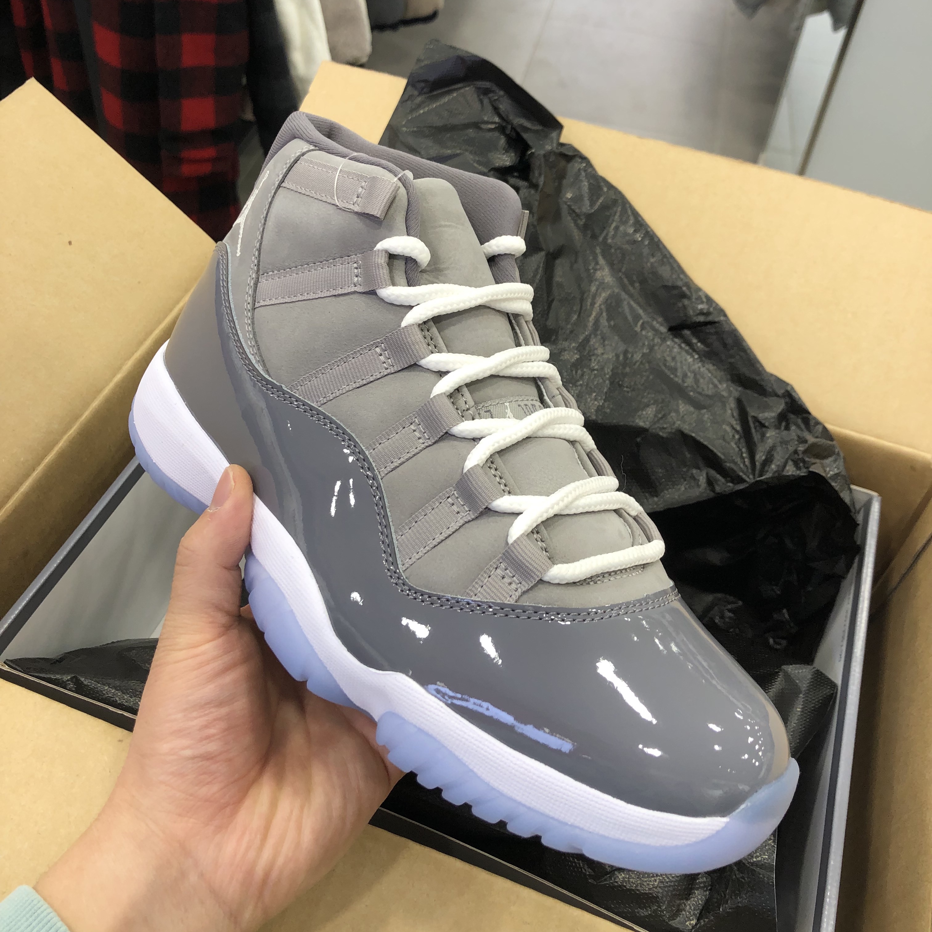 Jordan 11 Retro Cool Grey 2021 착용 스타일 - 2