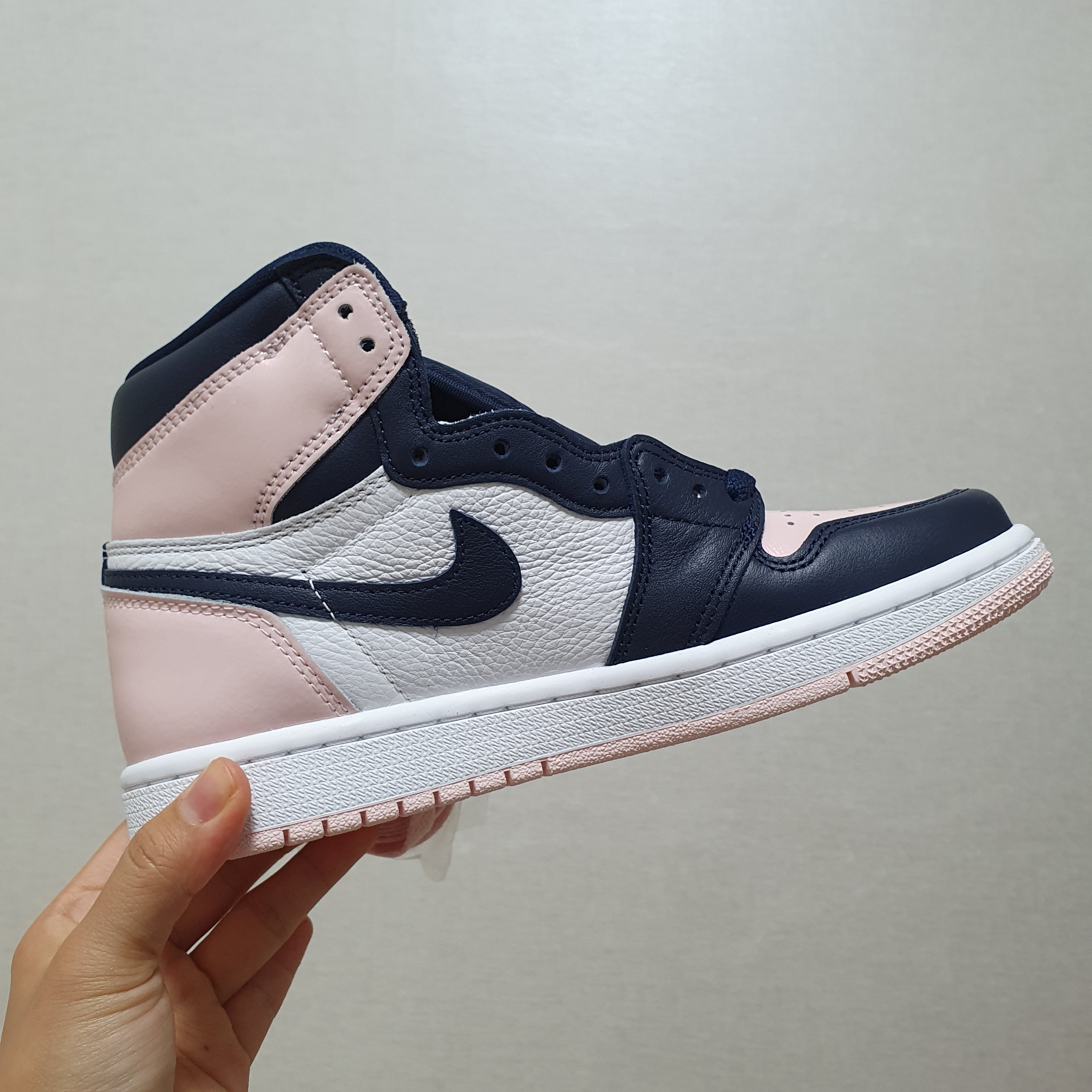 (W) Jordan 1 Retro High OG Atmosphere 착용 스타일 - 2